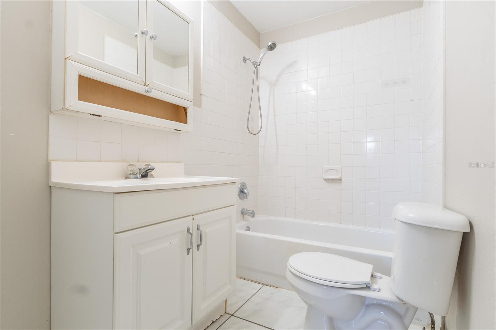 6001 CRESTRIDGE RD — photo 23