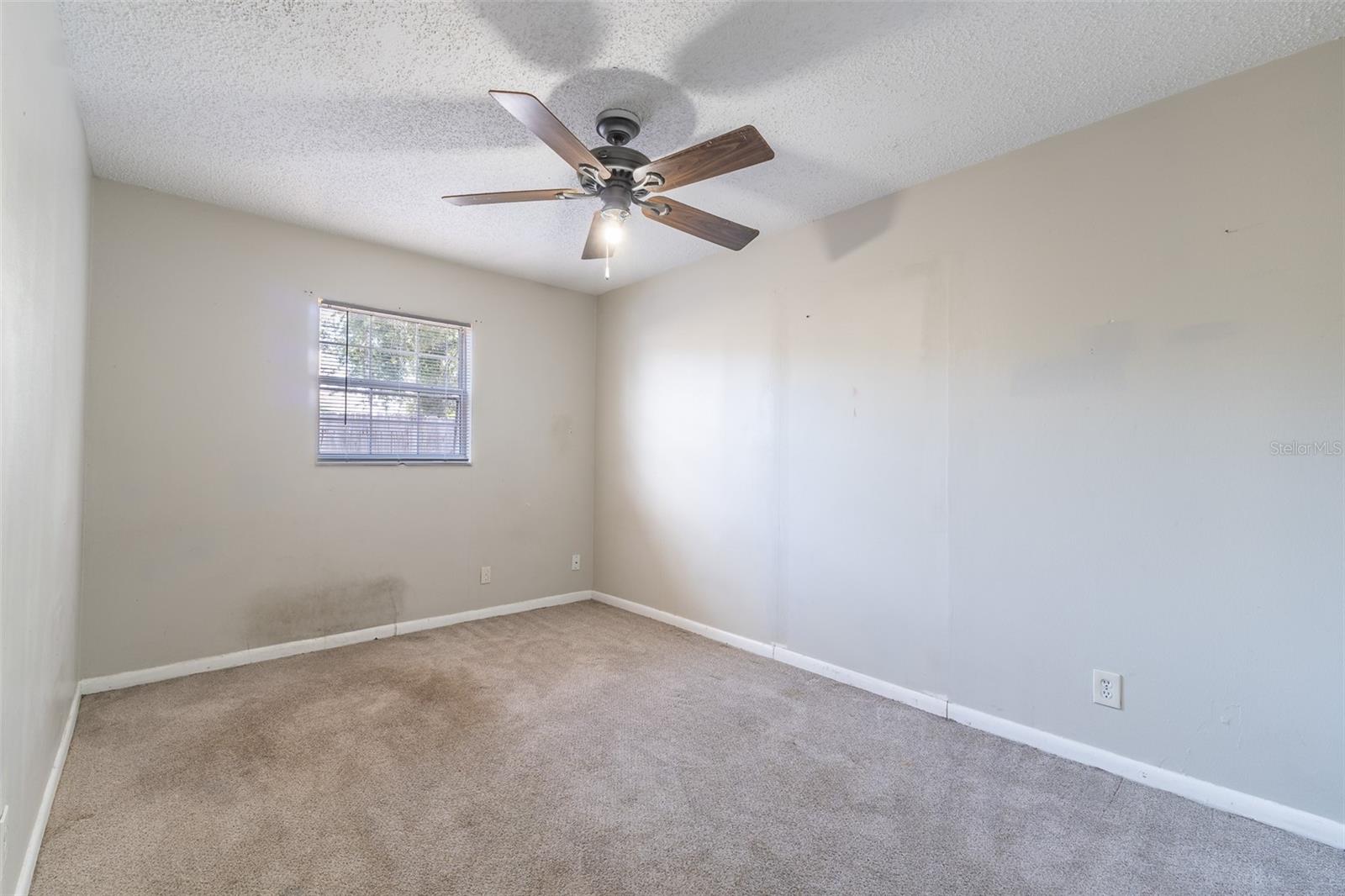 6001 CRESTRIDGE RD — photo 21