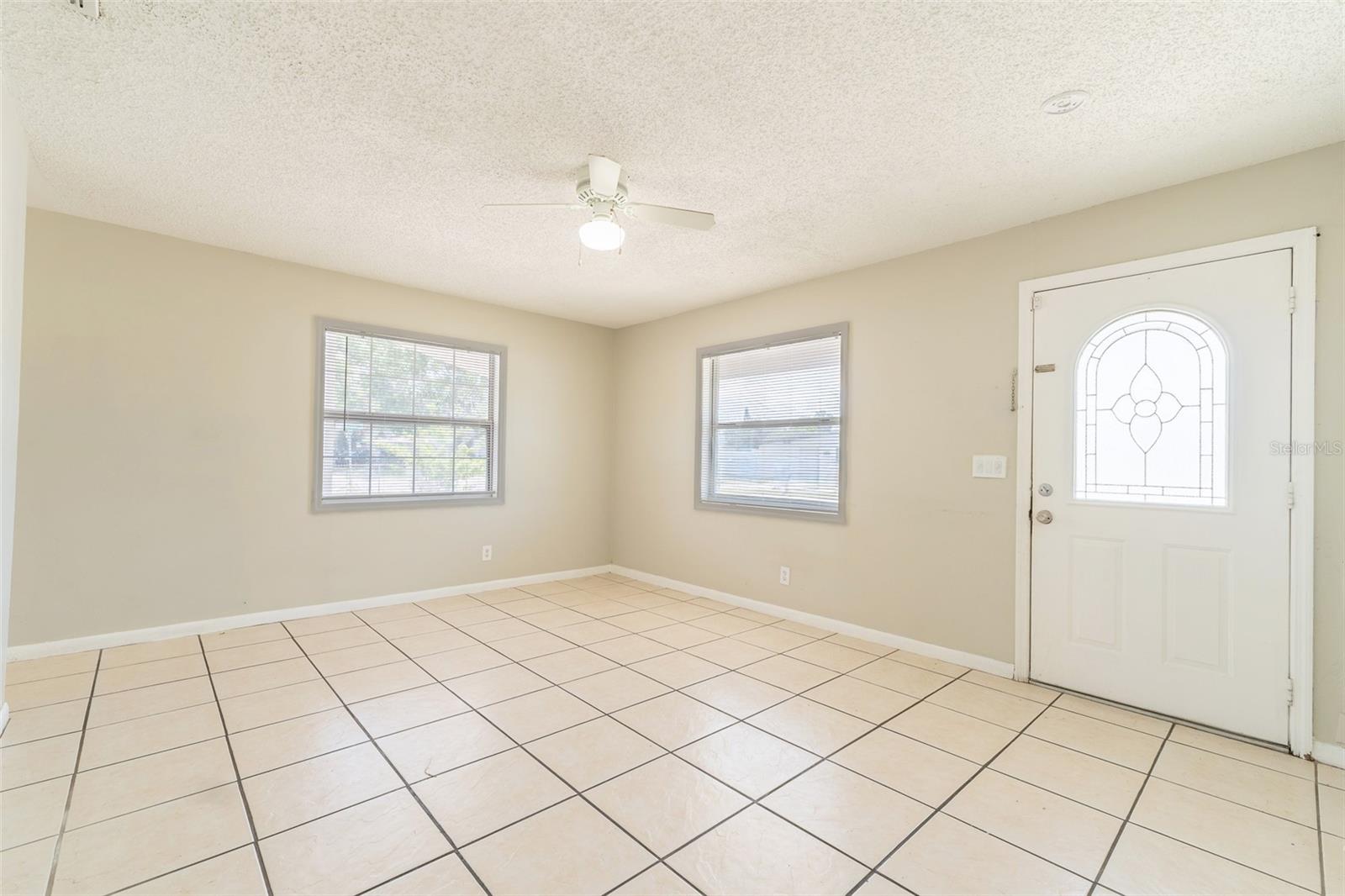 6001 CRESTRIDGE RD — photo 11