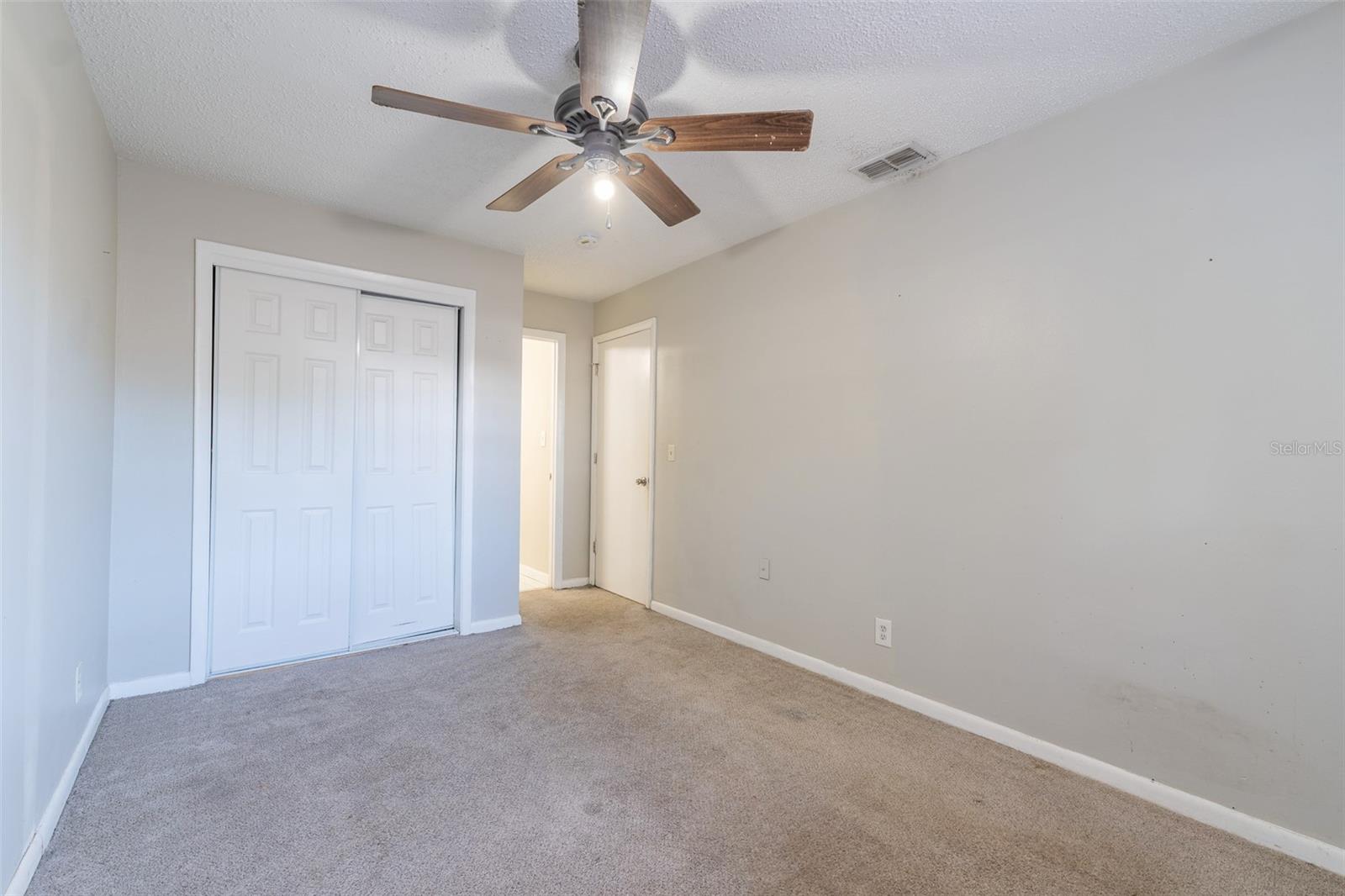 6001 CRESTRIDGE RD — photo 22