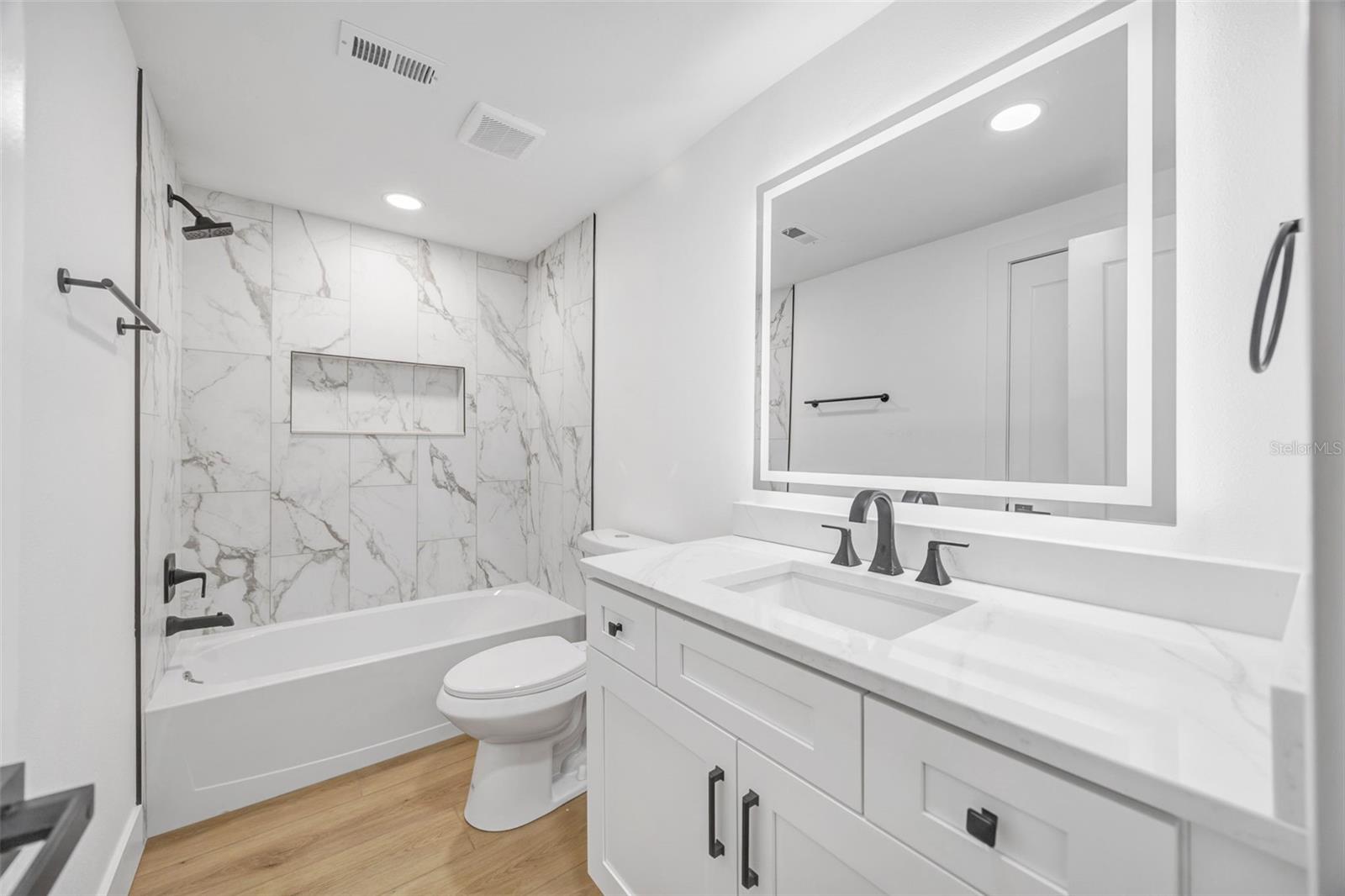 22369 SOUTHSHORE DR — photo 57