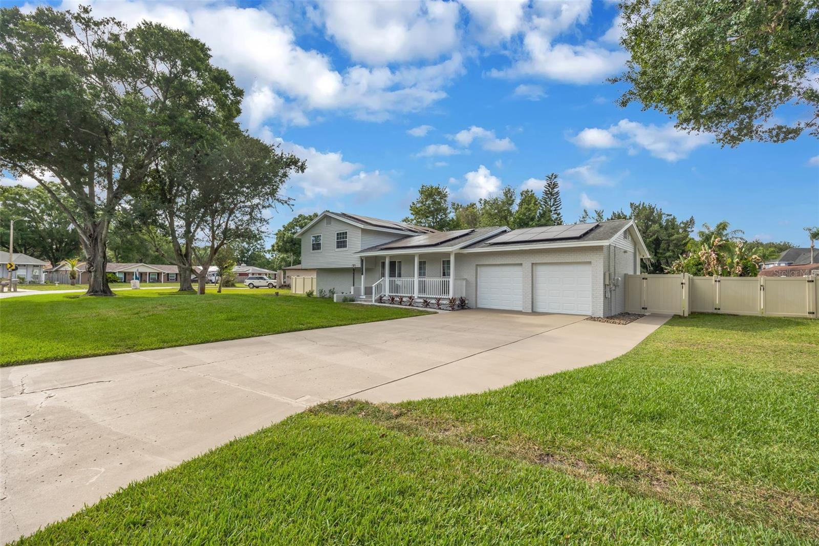 22369 SOUTHSHORE DR — photo 83