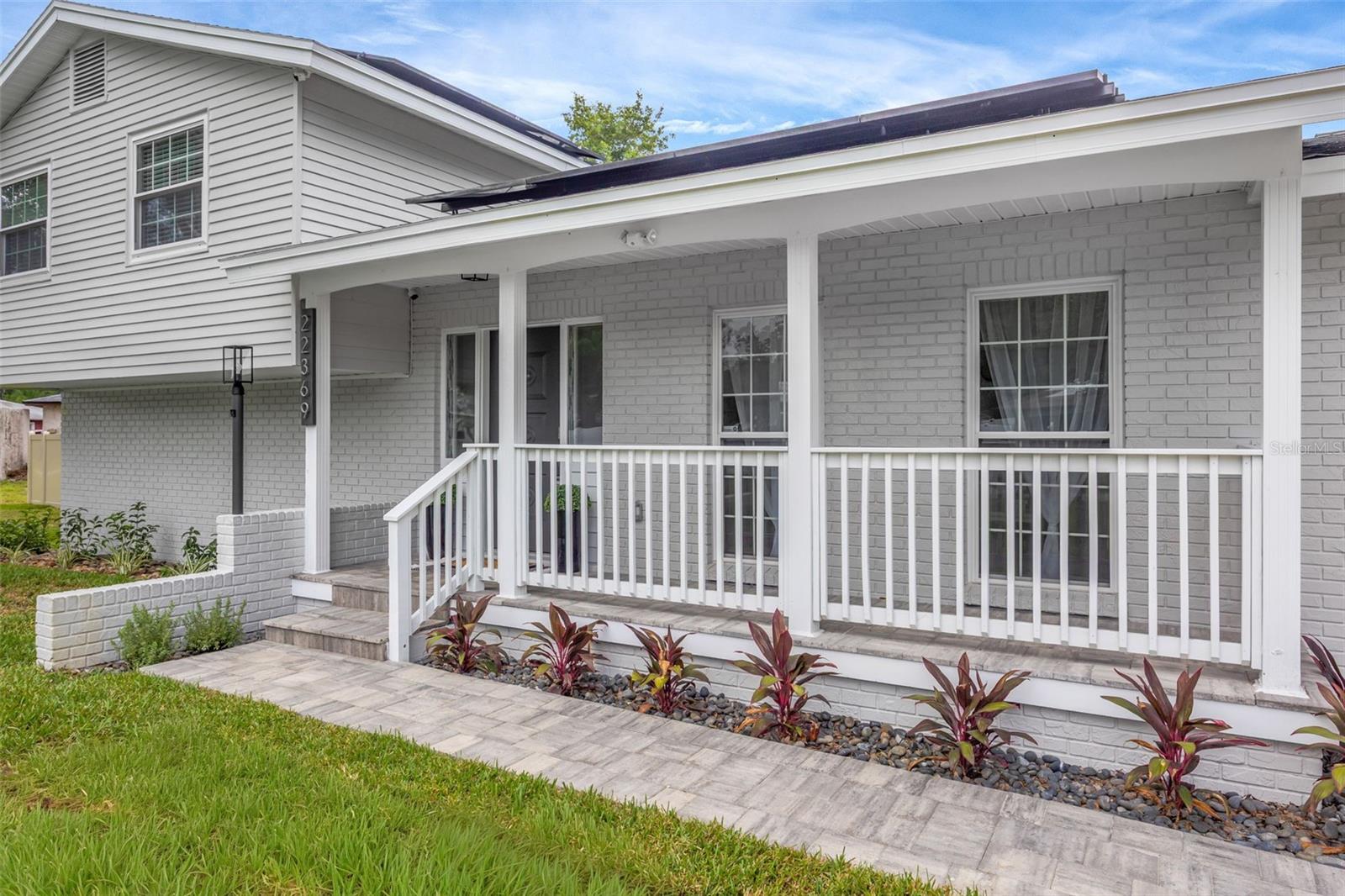 22369 SOUTHSHORE DR — photo 9