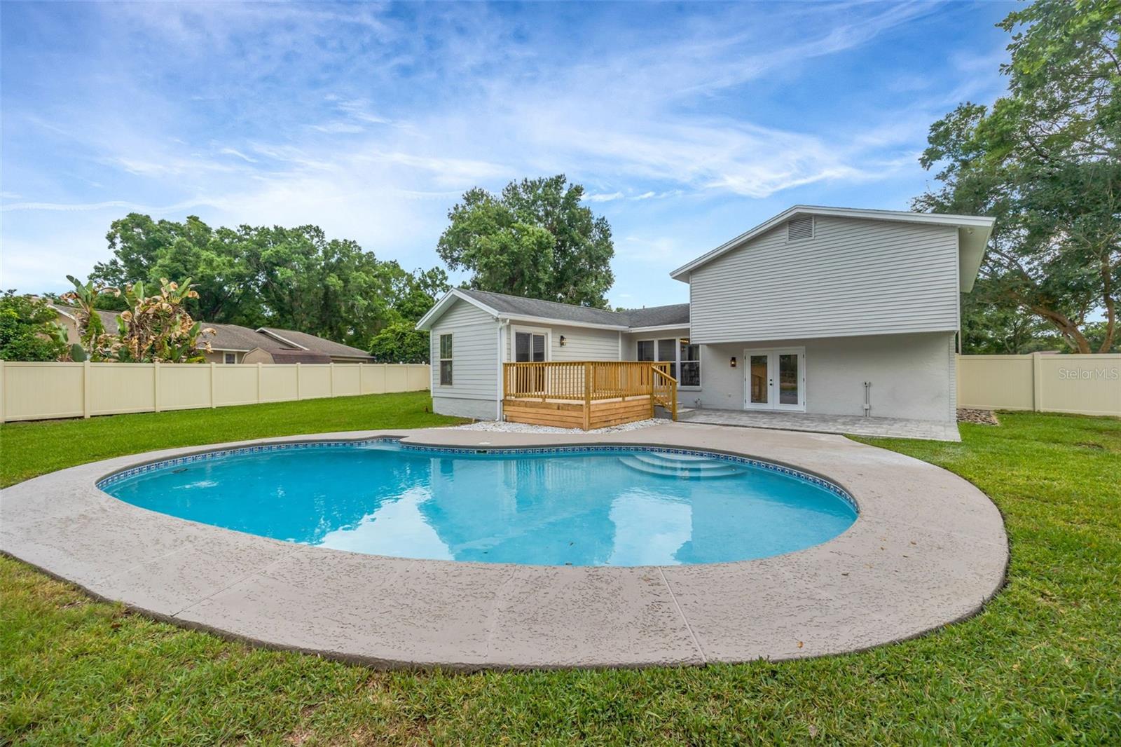 22369 SOUTHSHORE DR — photo 66