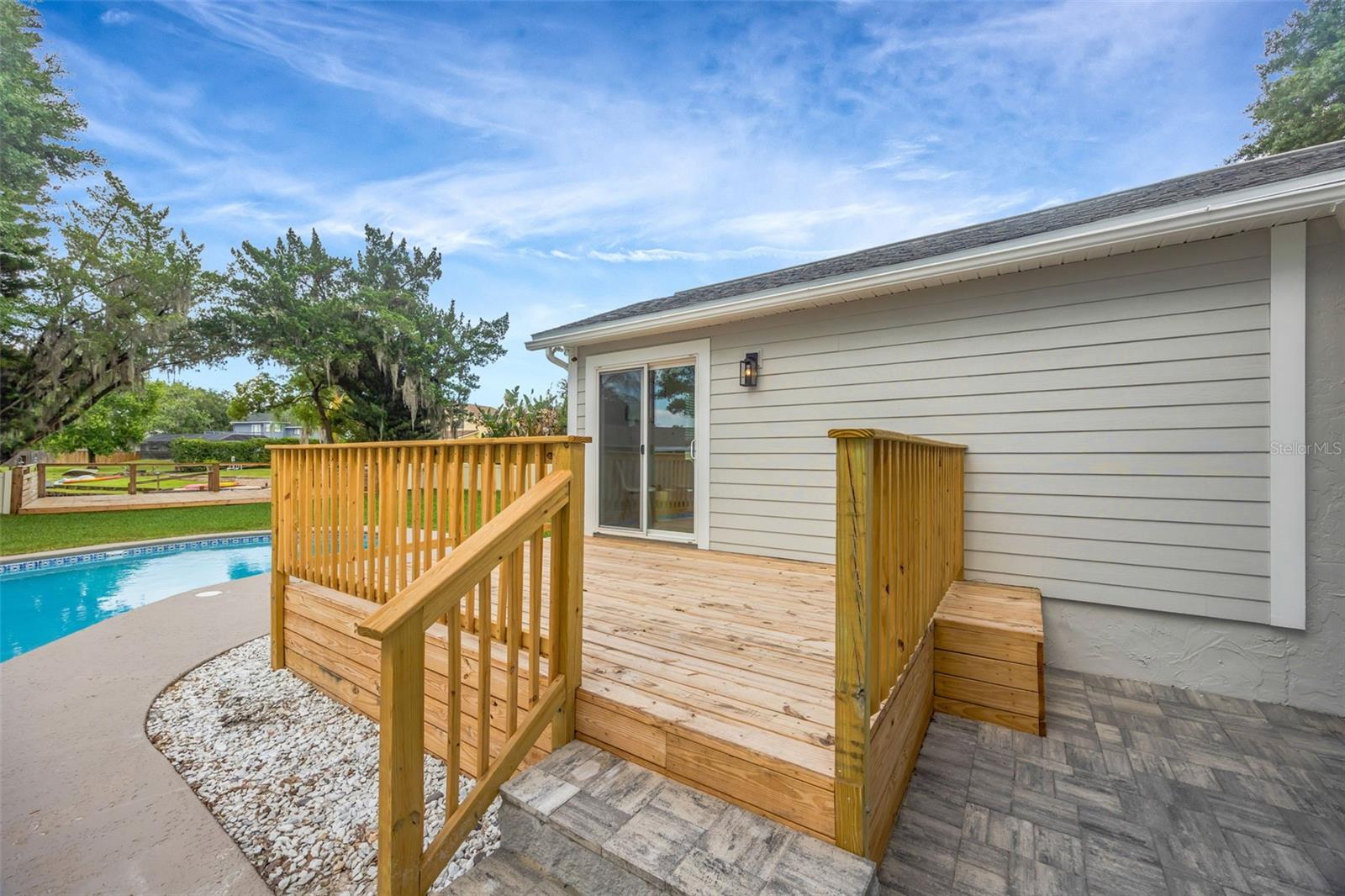 22369 SOUTHSHORE DR — photo 64