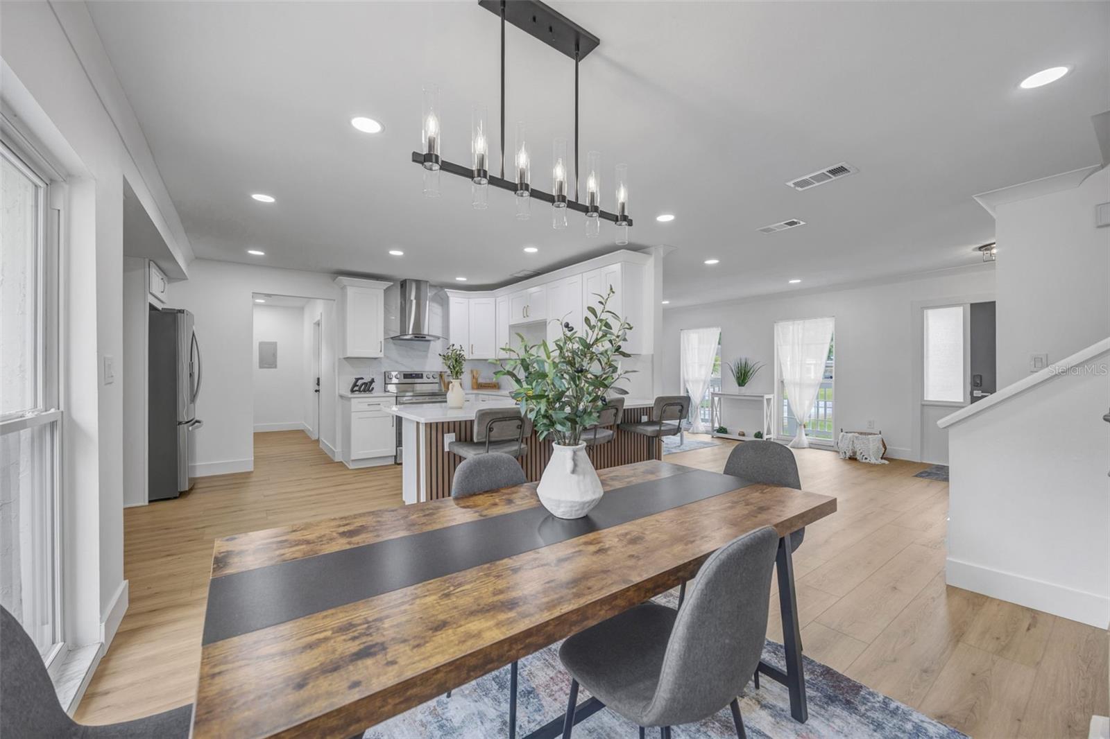 22369 SOUTHSHORE DR — photo 34