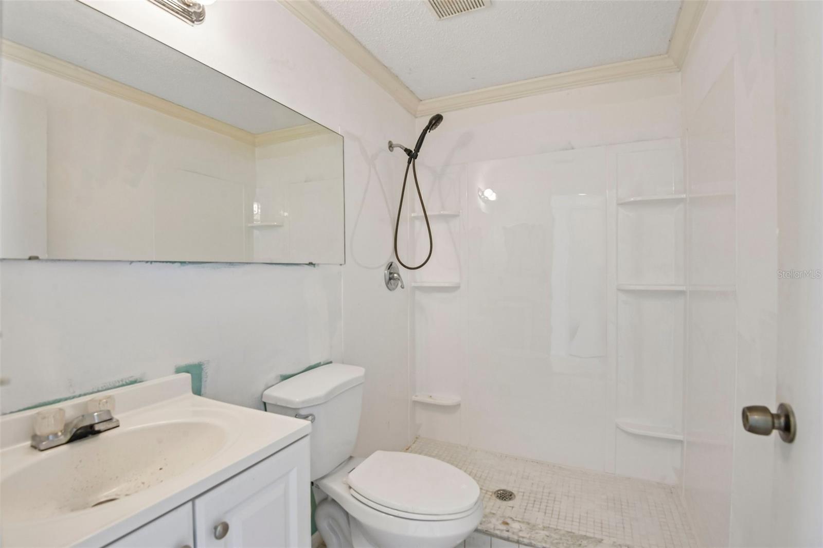 4923 GETNER ST — photo 15