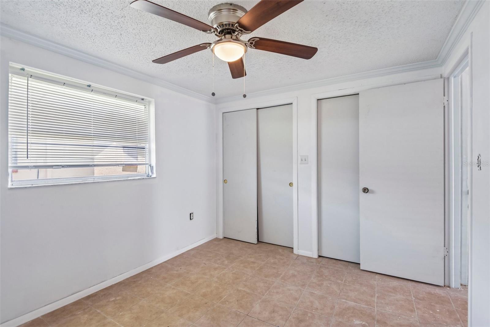 4923 GETNER ST — photo 17