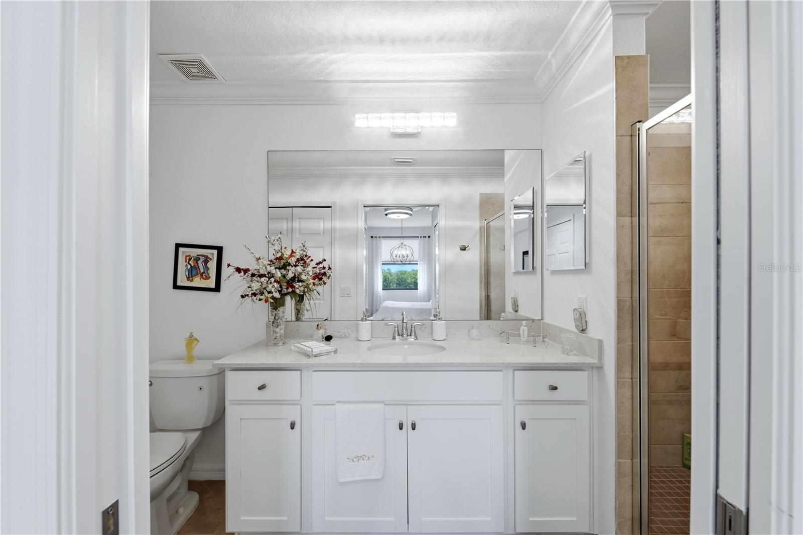 17902 GAWTHROP DR #305 — photo 24