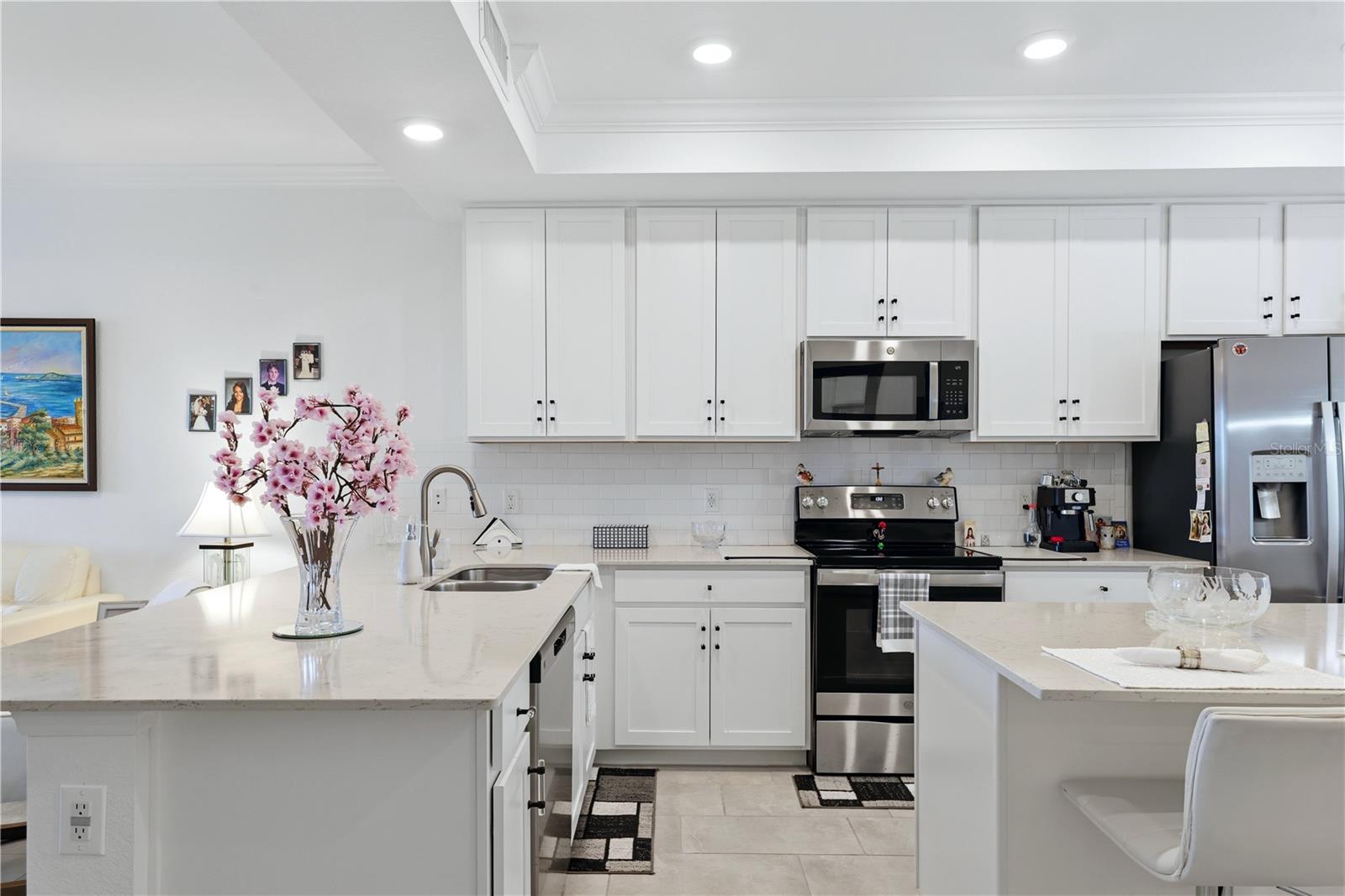 17902 GAWTHROP DR #305 — photo 18