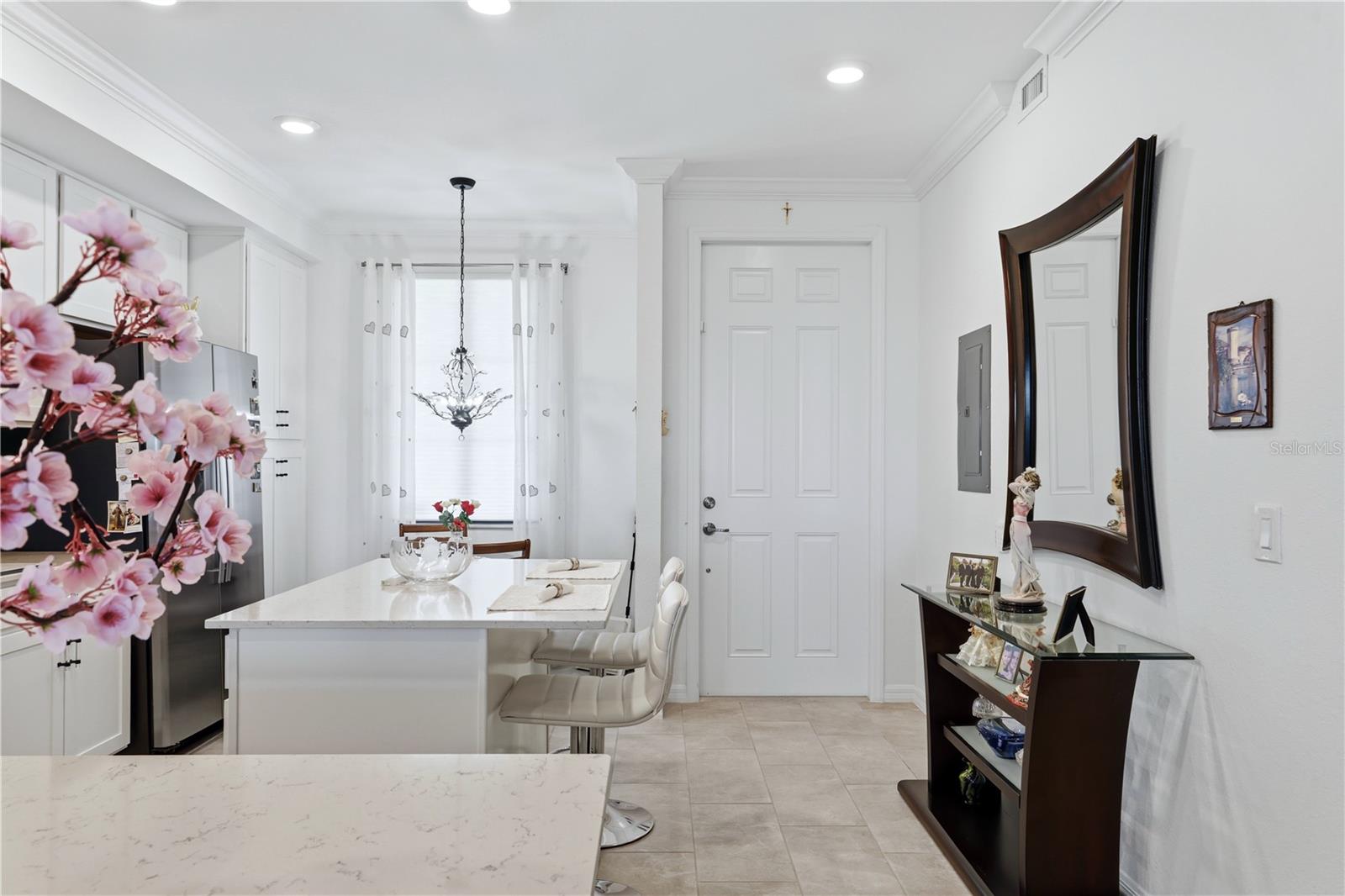 17902 GAWTHROP DR #305 — photo 16