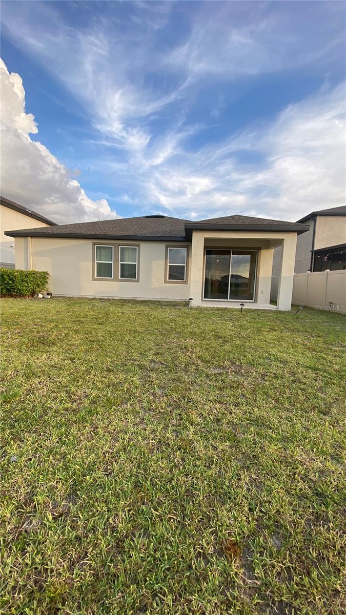 13515 PALMERA VISTA DR — photo 17