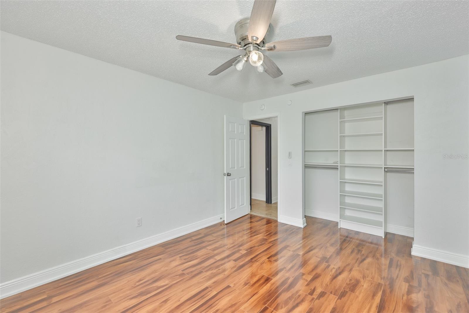 14651 VILLAGE GLEN CIR — photo 36