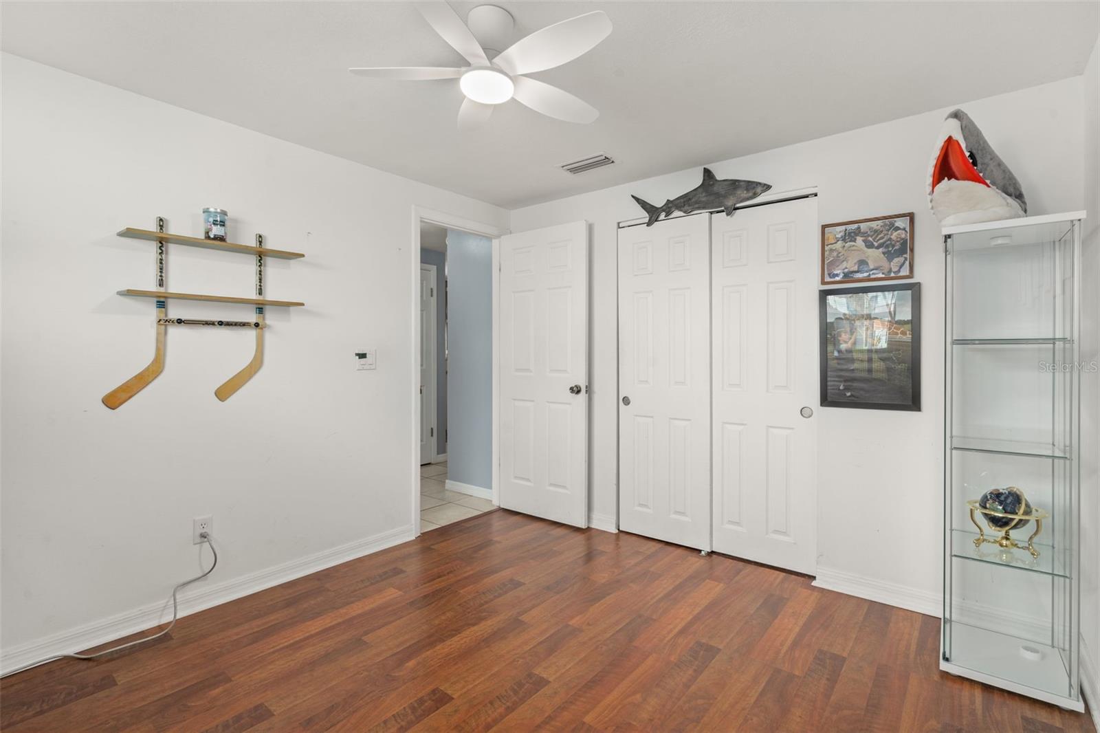 7906 WOODVINE CIR — photo 19
