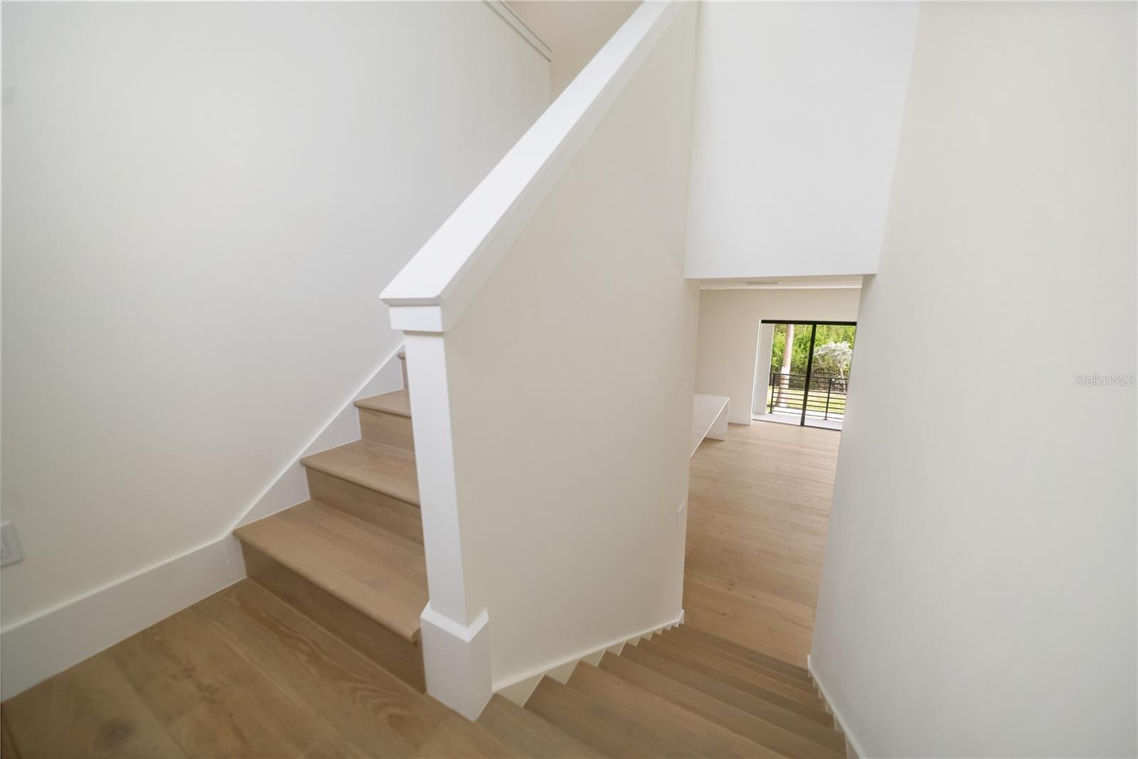626 BUTTONWOOD DR — photo 43