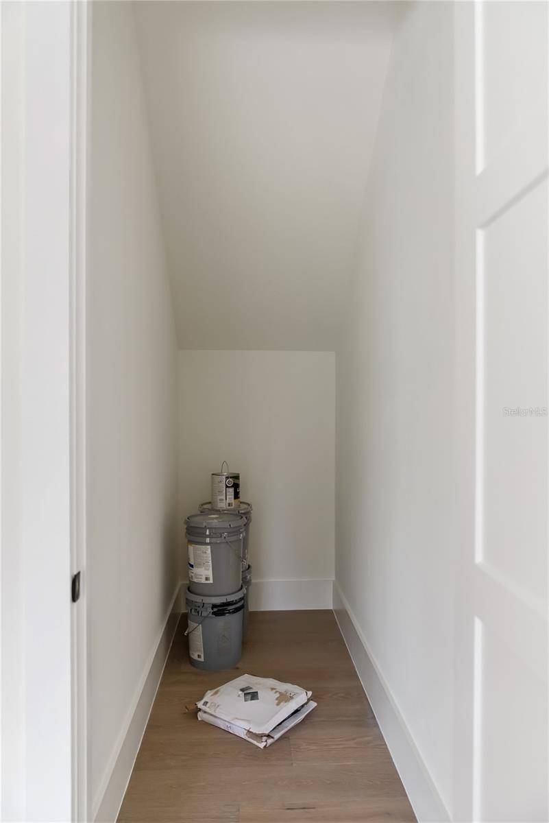 626 BUTTONWOOD DR — photo 91