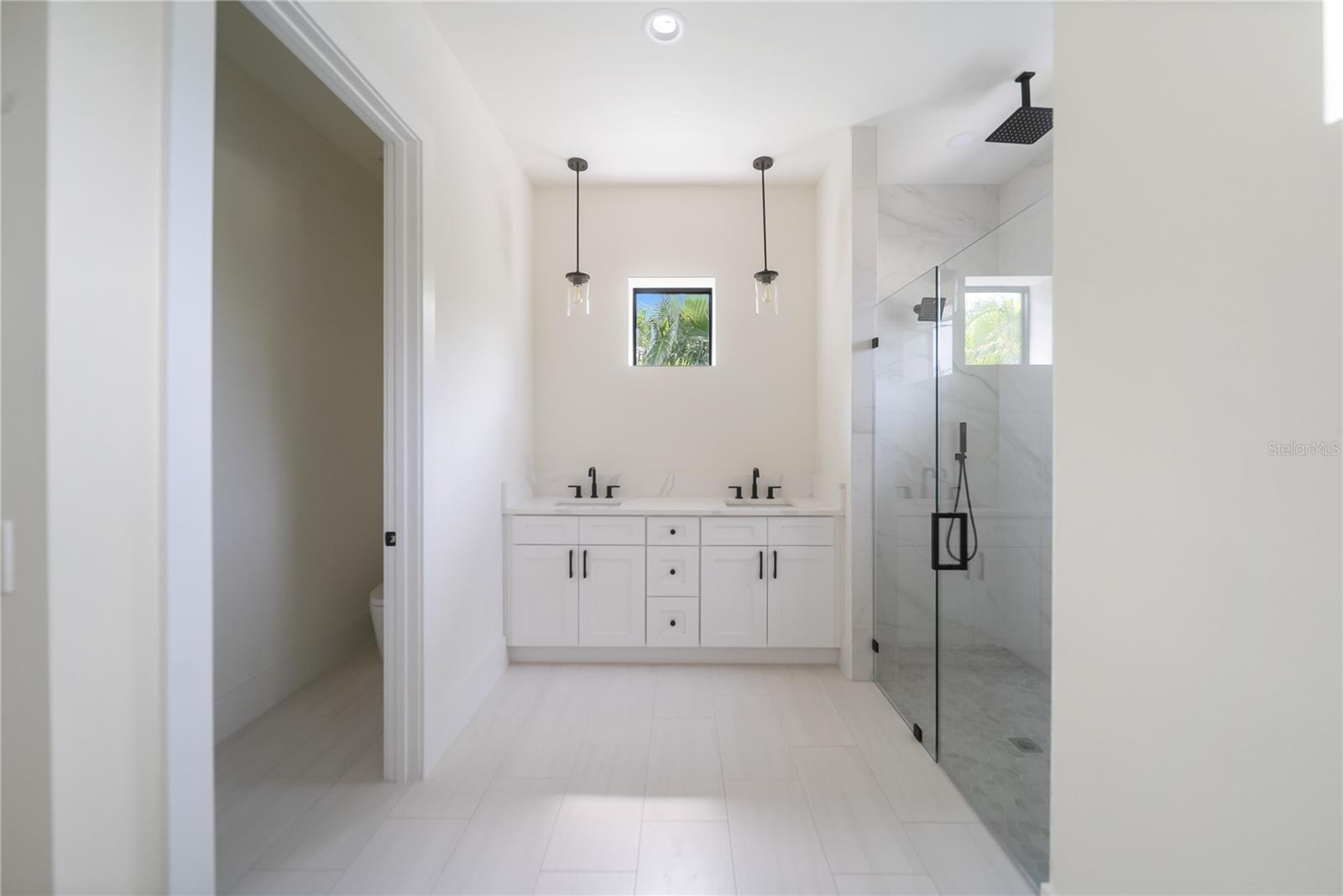 626 BUTTONWOOD DR — photo 35