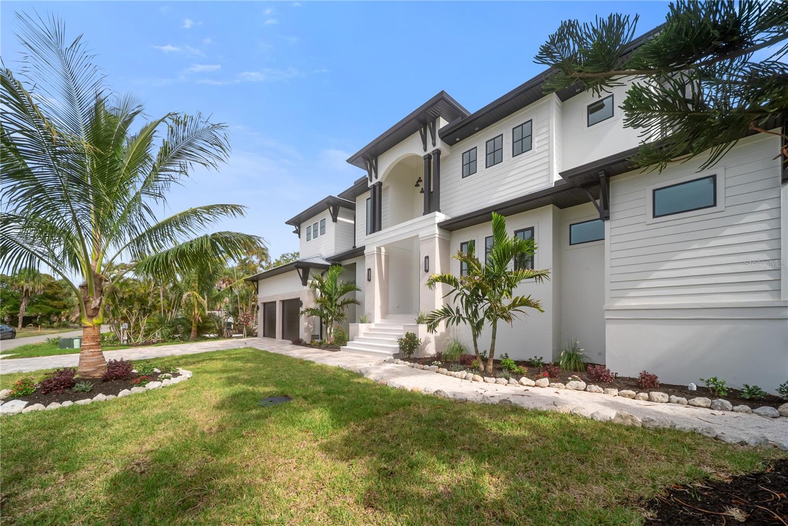 626 BUTTONWOOD DR — photo 80