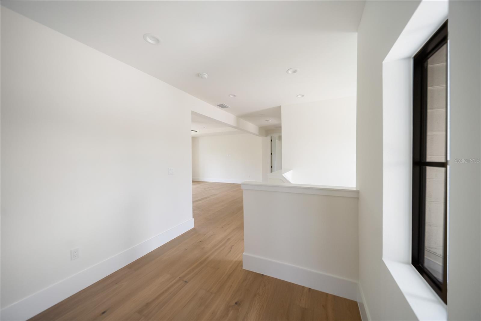 626 BUTTONWOOD DR — photo 48