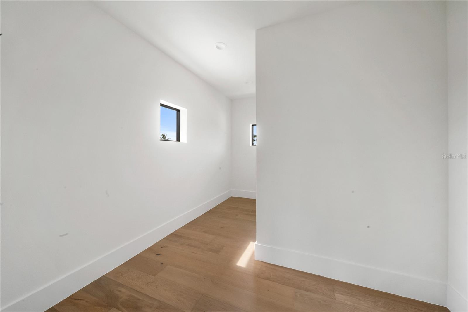 626 BUTTONWOOD DR — photo 59