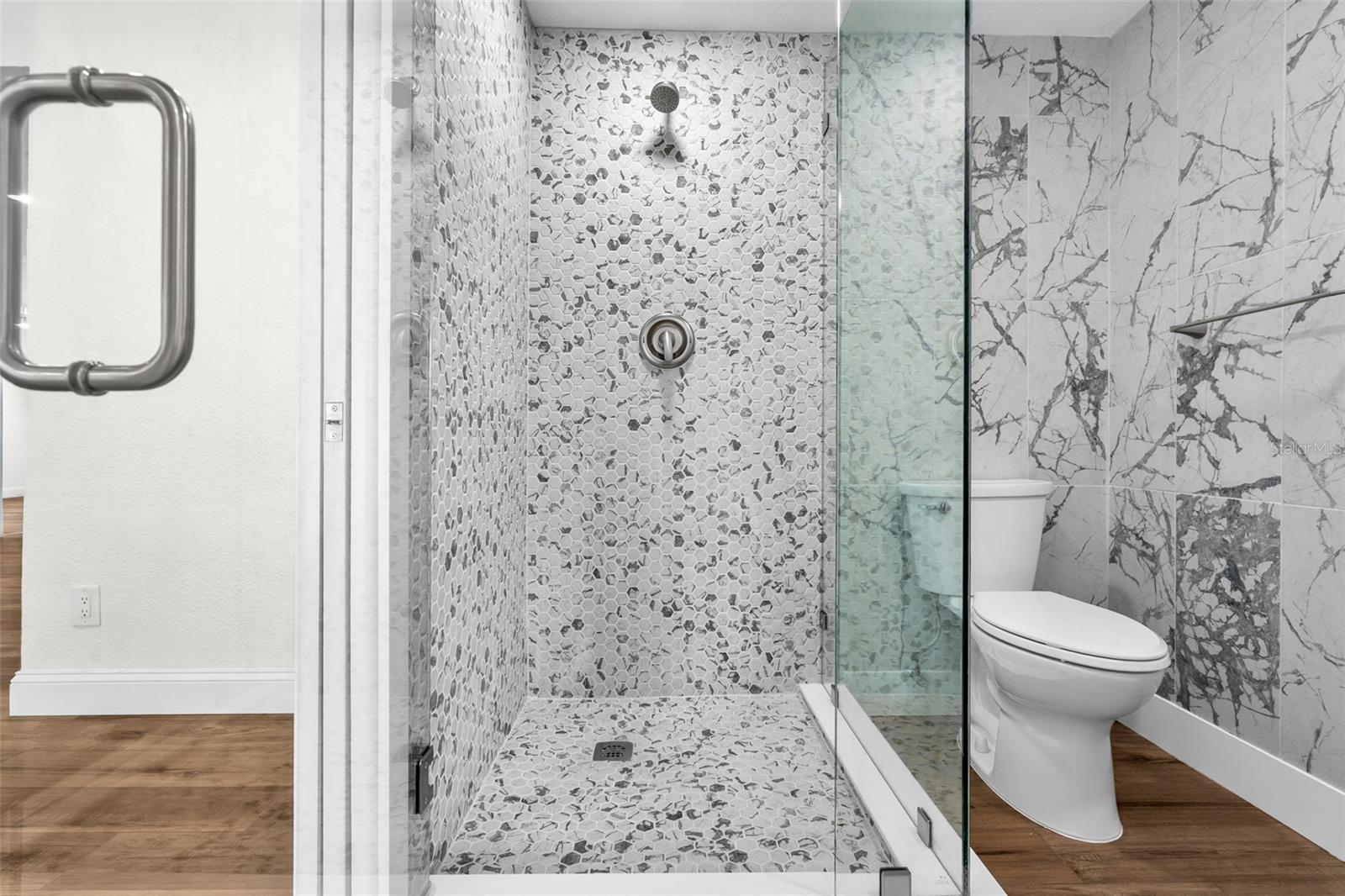 723 W BAYSHORE DR — photo 33