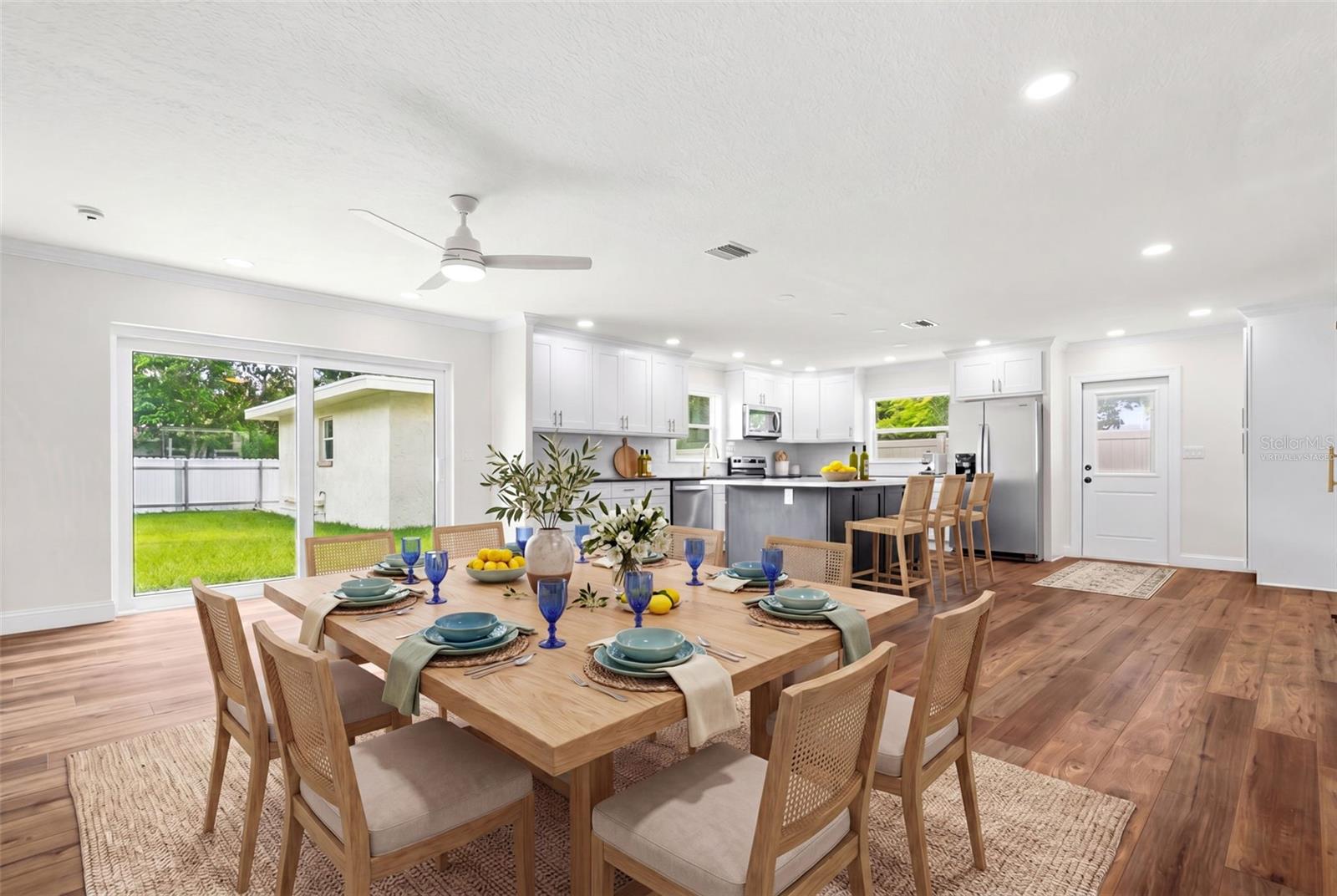 723 W BAYSHORE DR — photo 10
