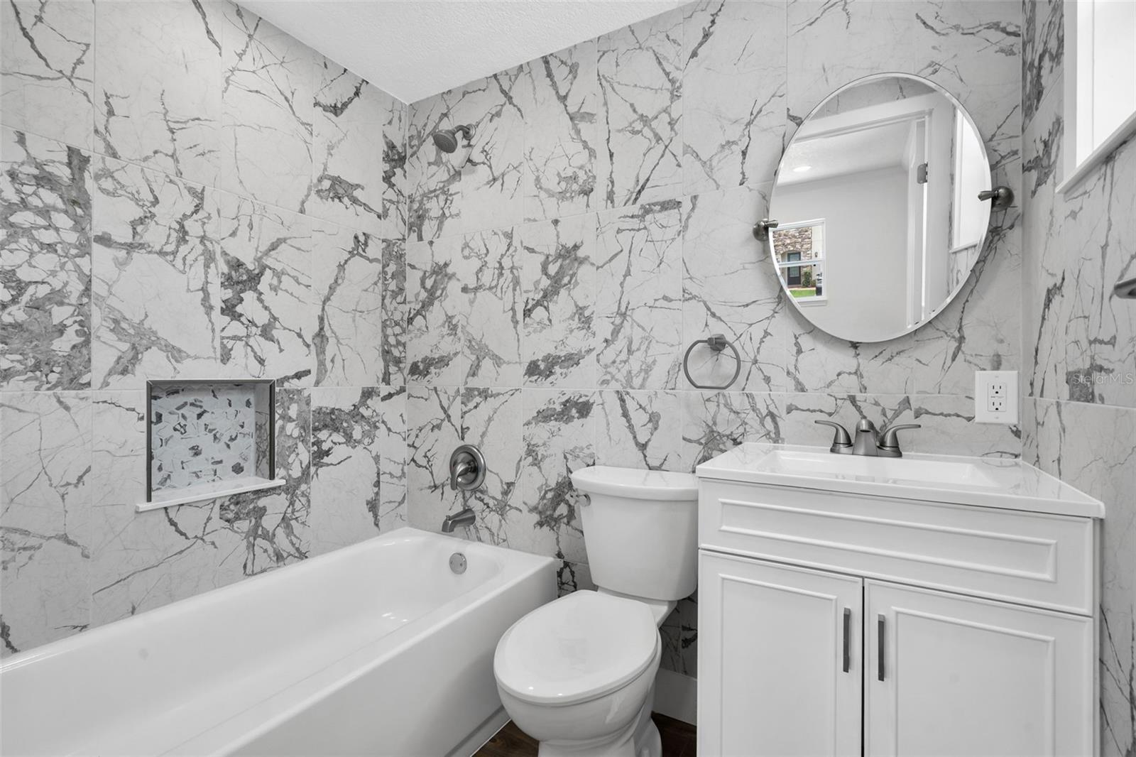 723 W BAYSHORE DR — photo 29