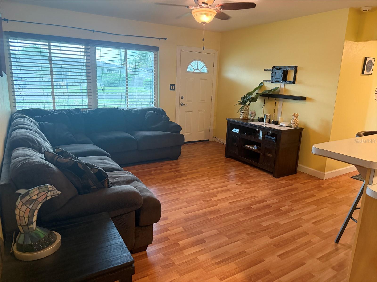 3603 W OKLAHOMA AVE — photo 4