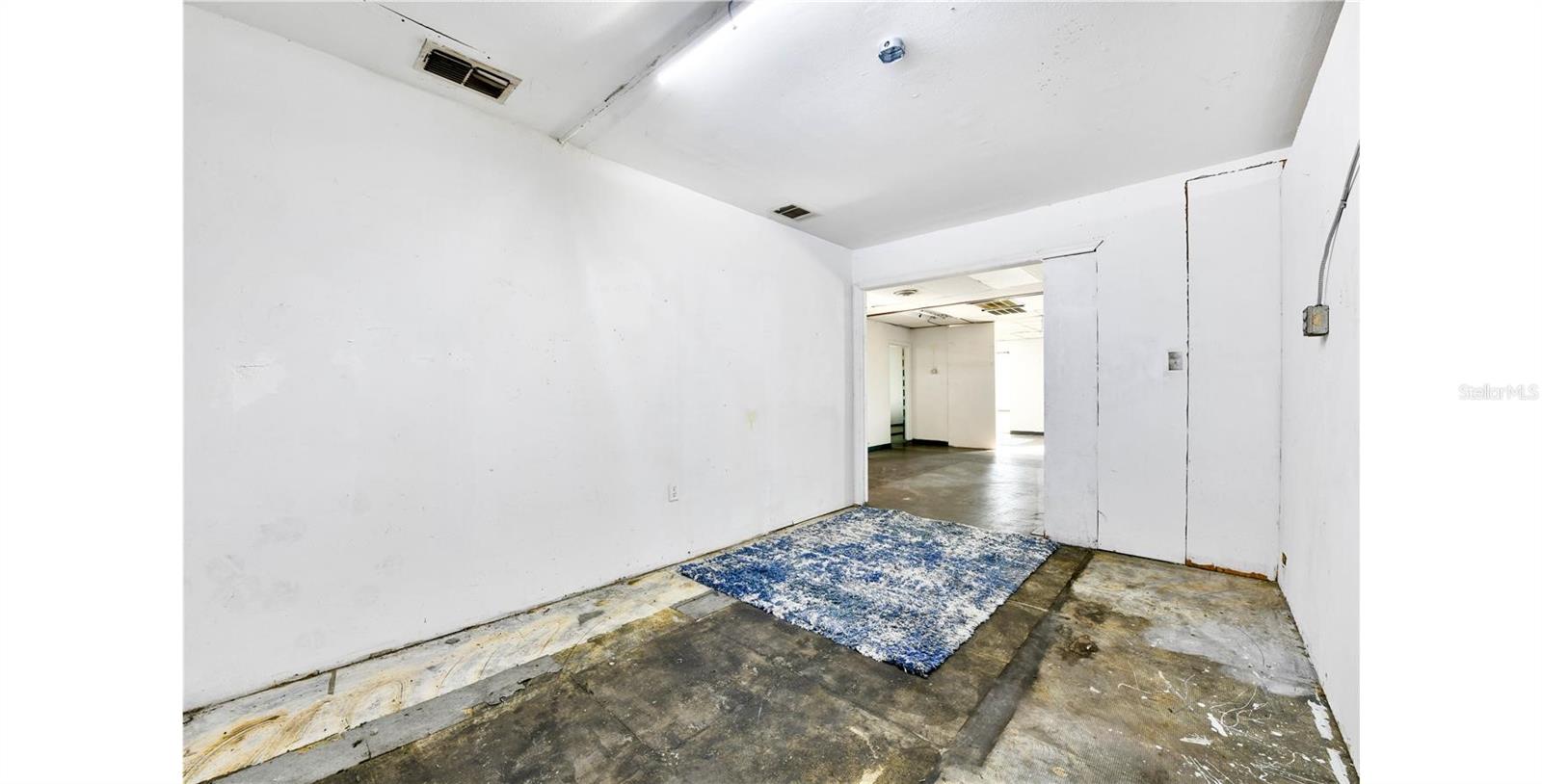 7810 ANDERSON RD — photo 22