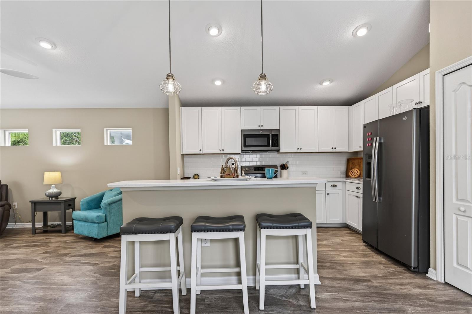 12666 SHIMMERING OAK CIR — photo 24
