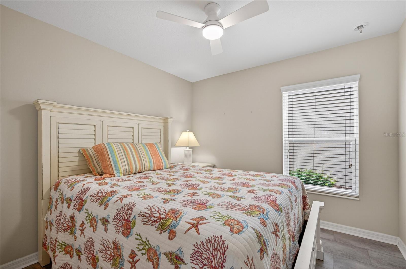 12666 SHIMMERING OAK CIR — photo 31