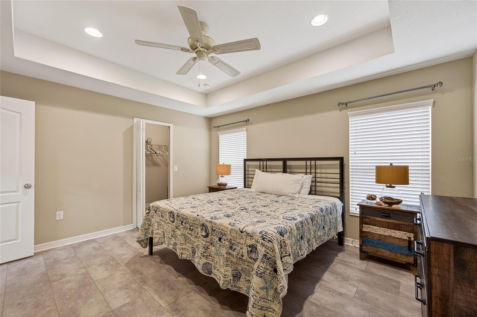 12666 SHIMMERING OAK CIR — photo 36