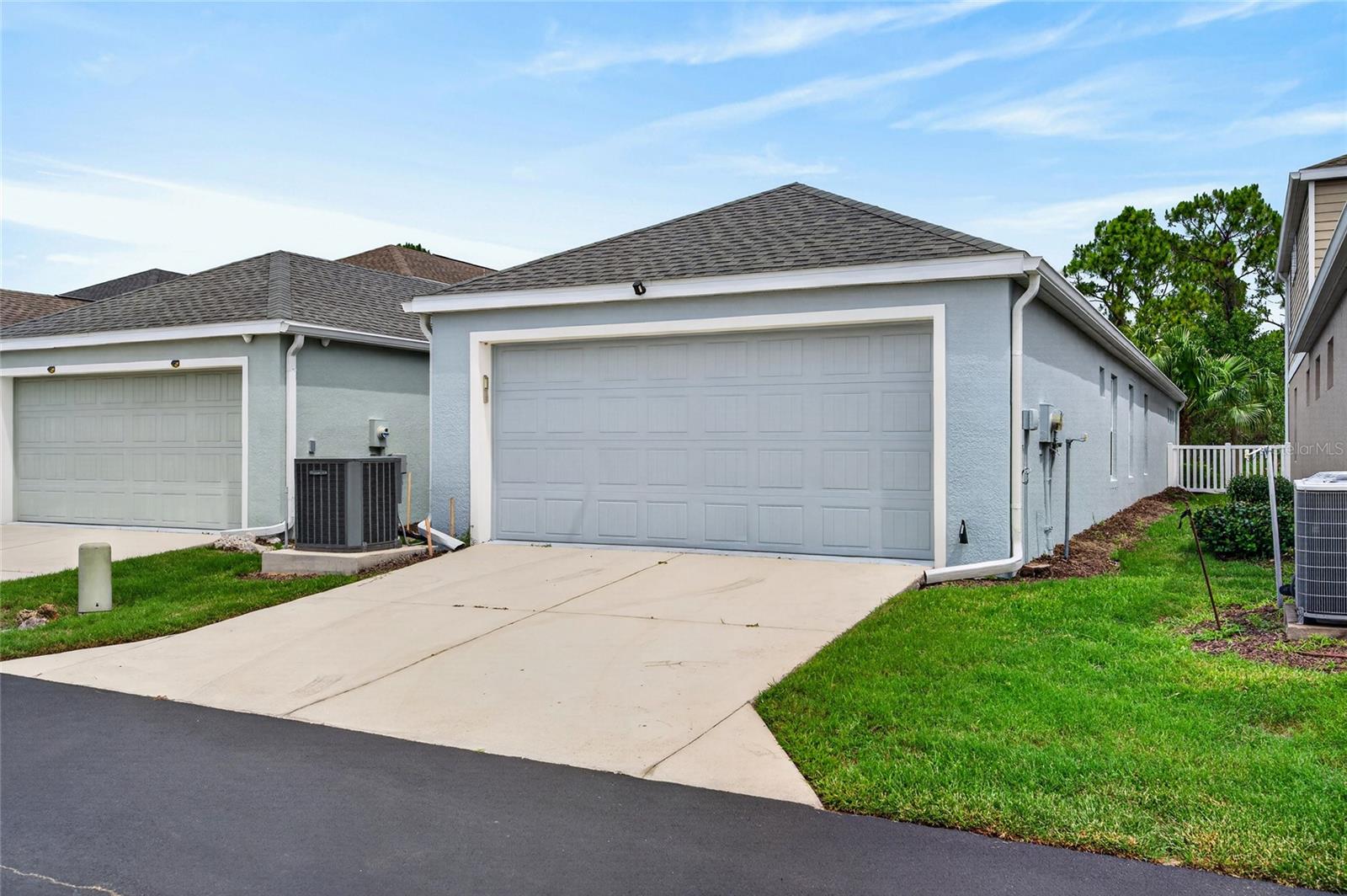 12666 SHIMMERING OAK CIR — photo 48