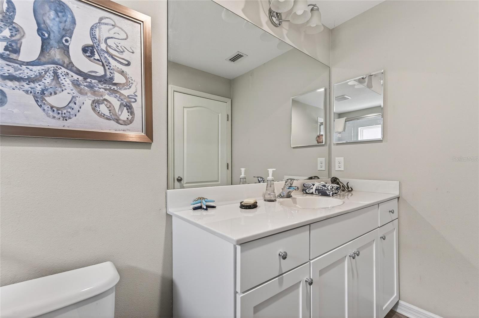 12666 SHIMMERING OAK CIR — photo 33