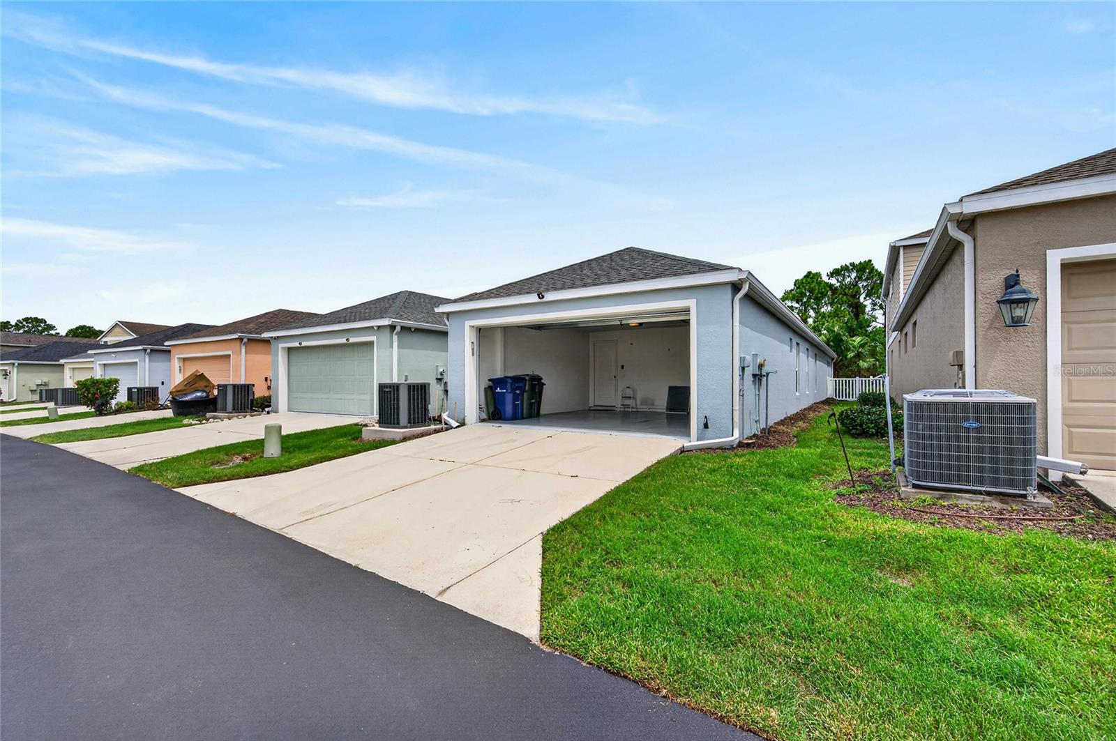12666 SHIMMERING OAK CIR — photo 46