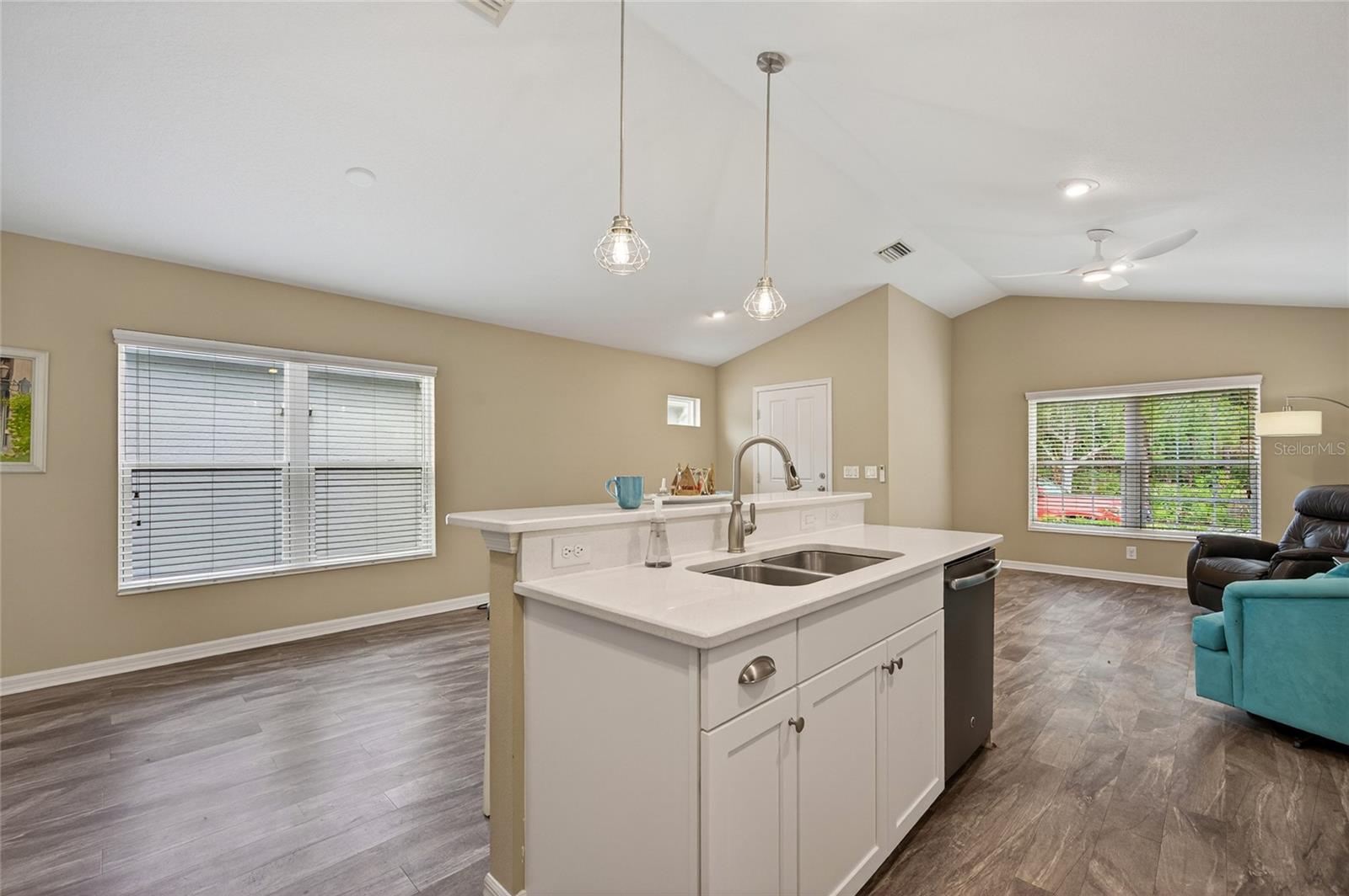 12666 SHIMMERING OAK CIR — photo 22