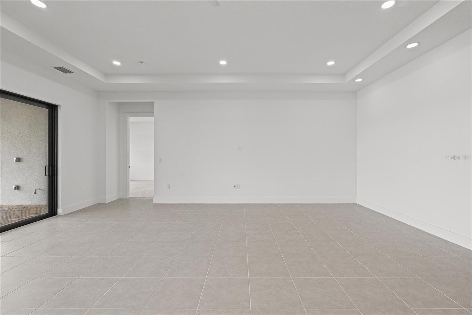 2629 WATERFRONT CIR — photo 42