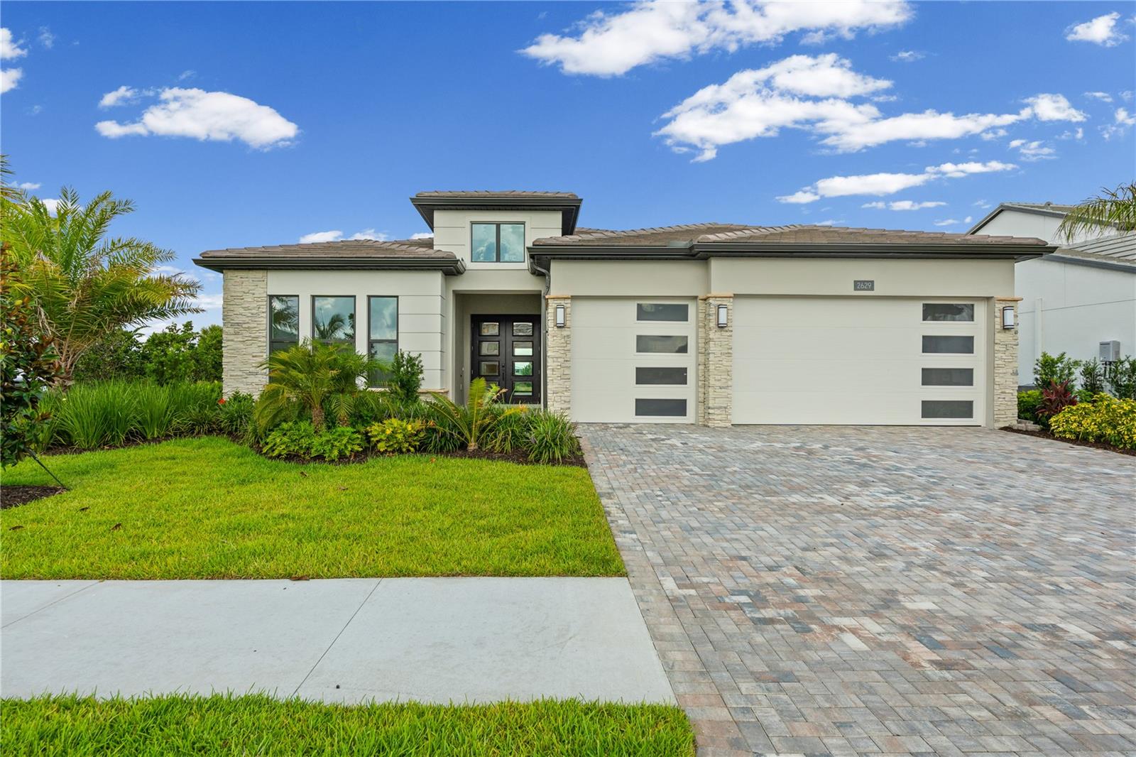 2629 WATERFRONT CIR — photo 4