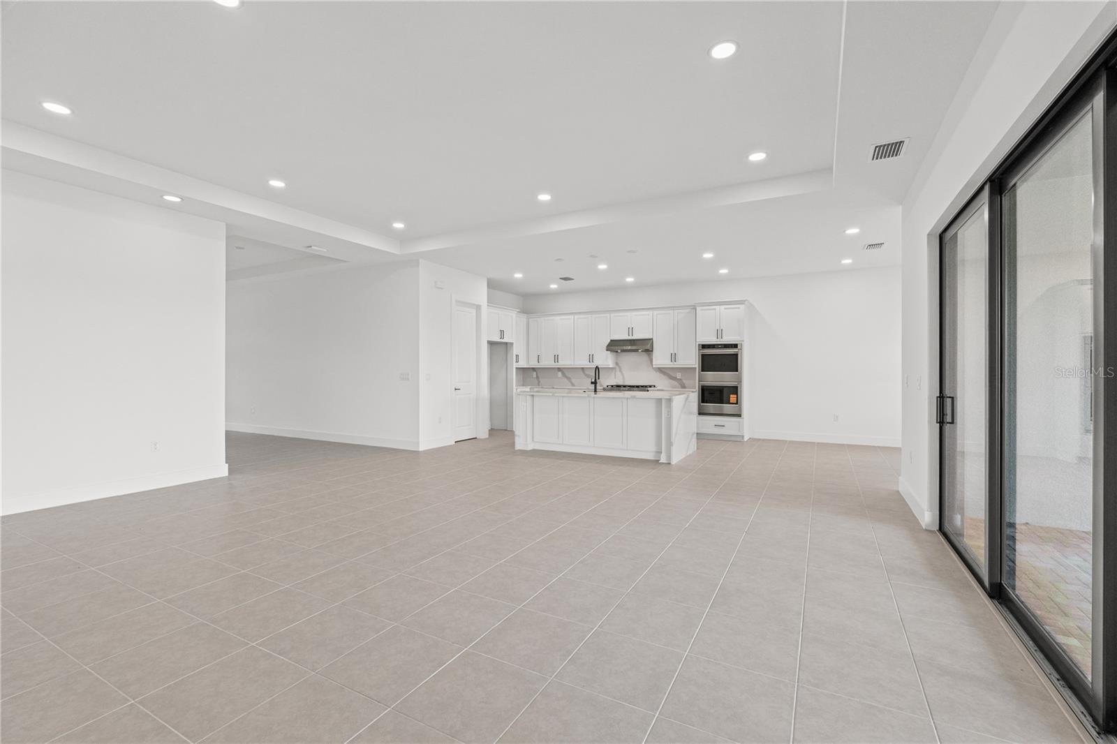 2629 WATERFRONT CIR — photo 41