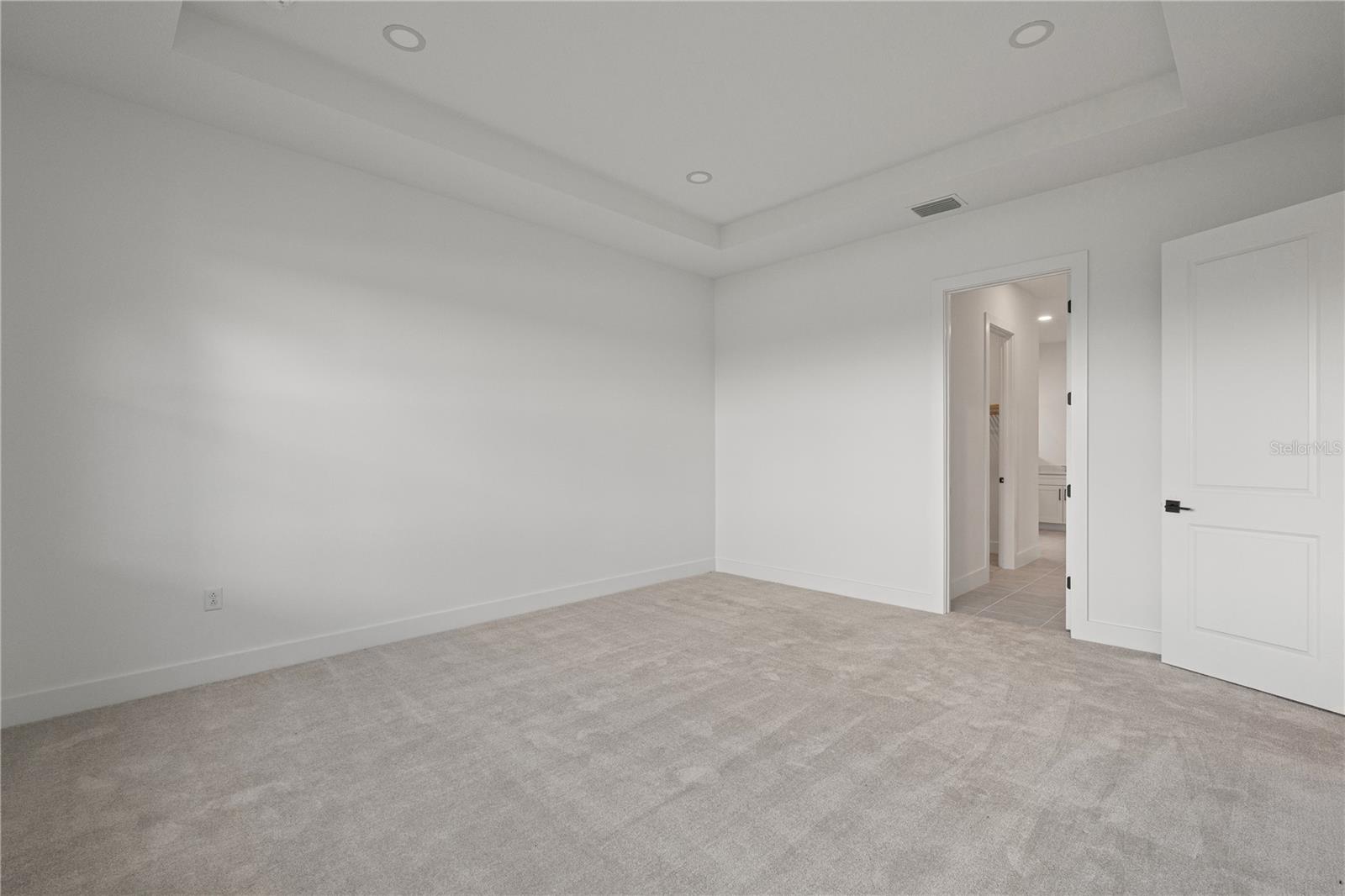 2629 WATERFRONT CIR — photo 34