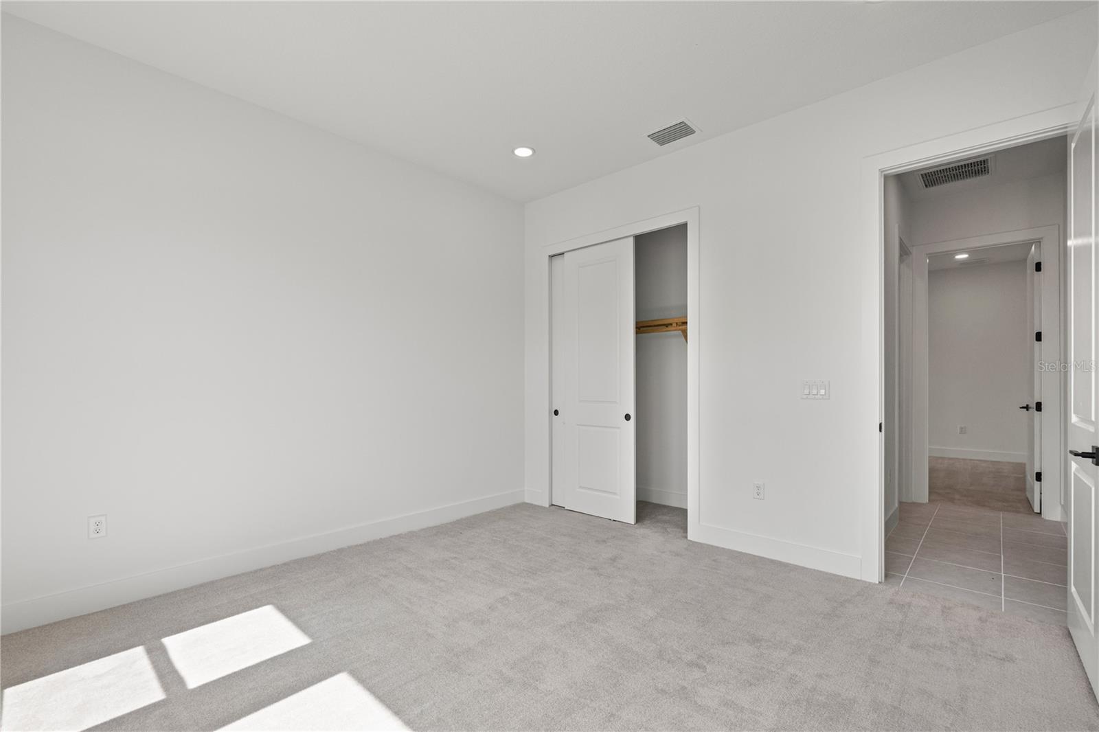 2629 WATERFRONT CIR — photo 11