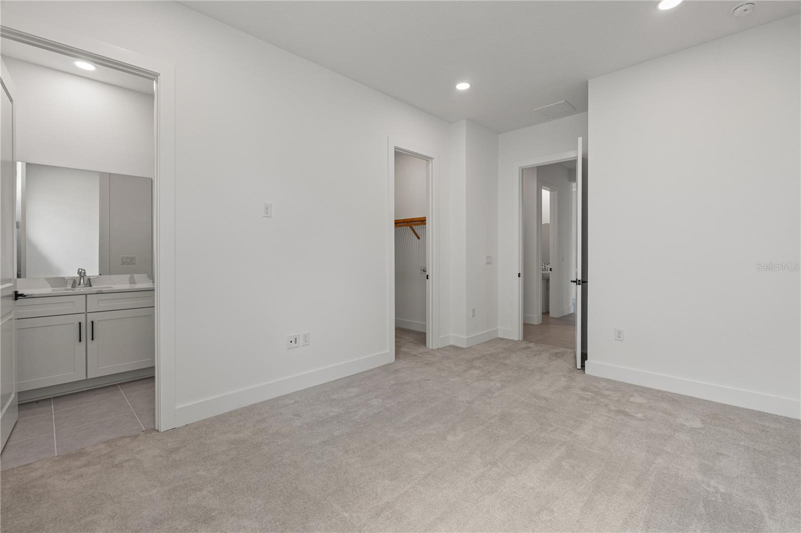 2629 WATERFRONT CIR — photo 18
