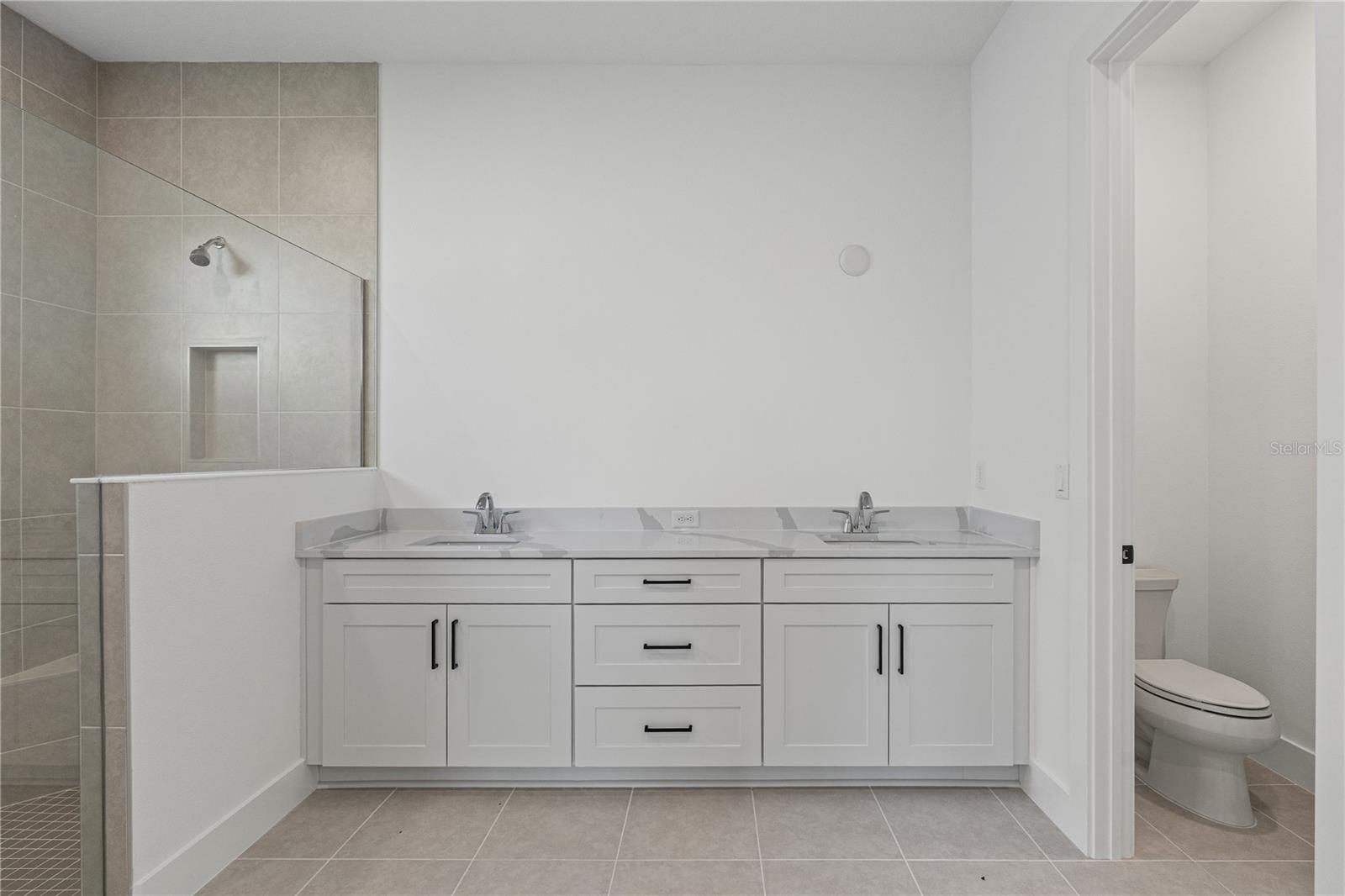 2629 WATERFRONT CIR — photo 36