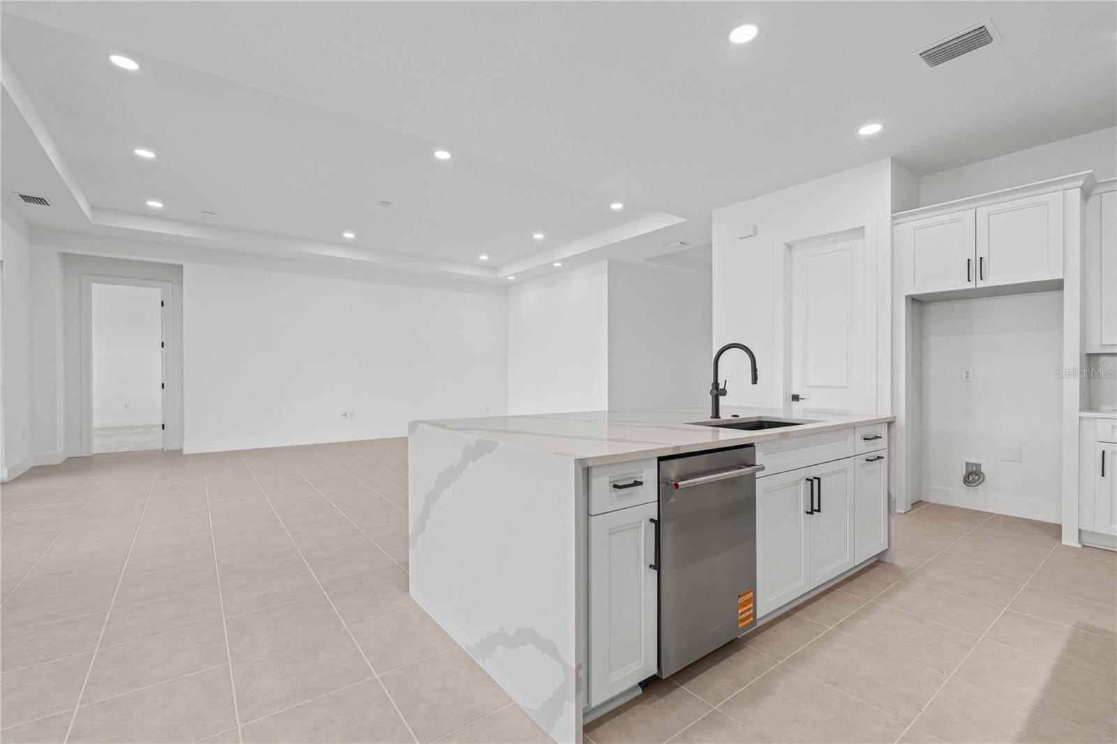 2629 WATERFRONT CIR — photo 25