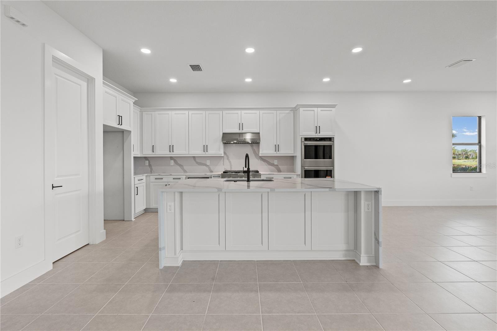 2629 WATERFRONT CIR — photo 22