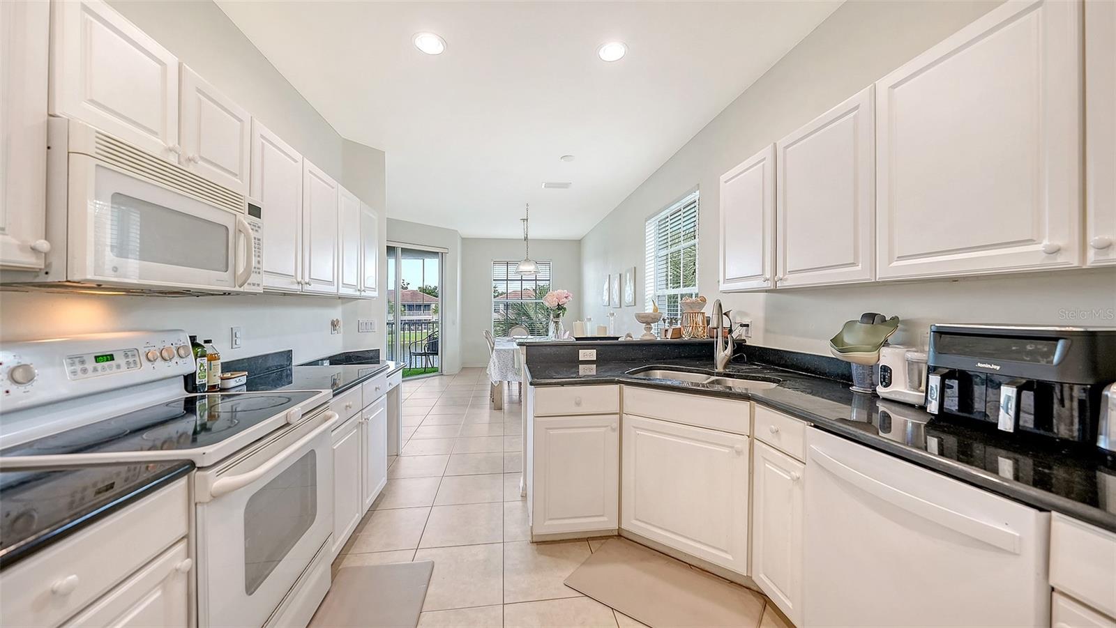 7106 PROSPERITY CIR #1201 — photo 19