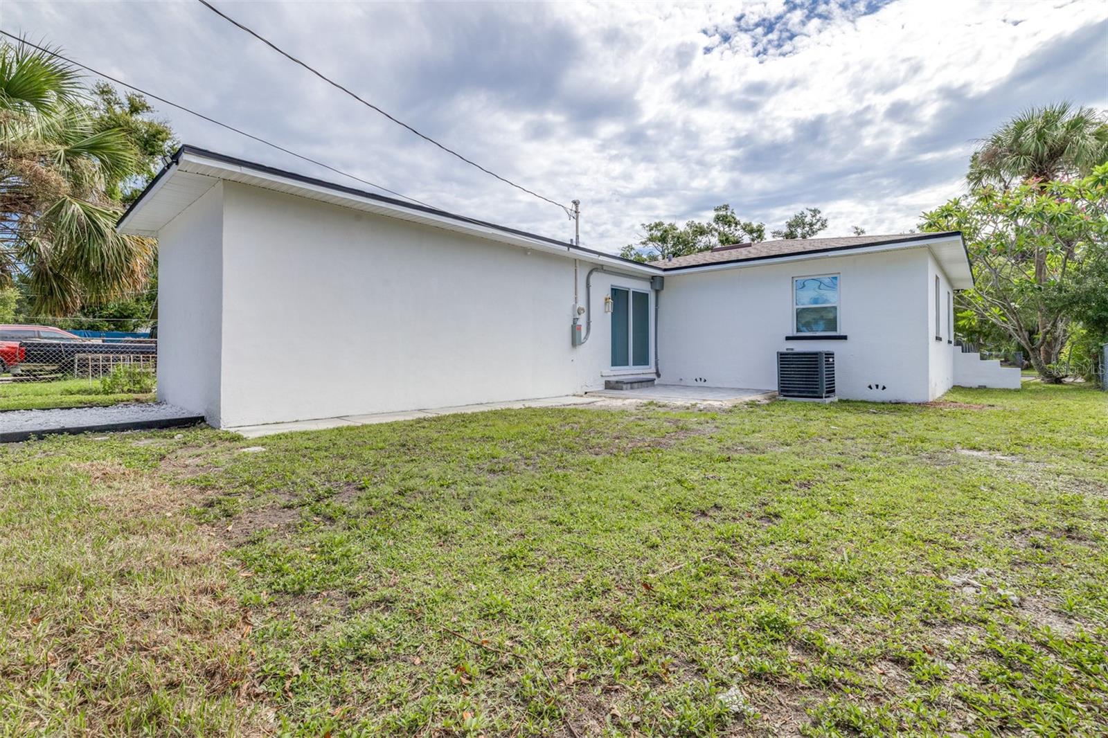 2325 HIGHLAND ST S — photo 35
