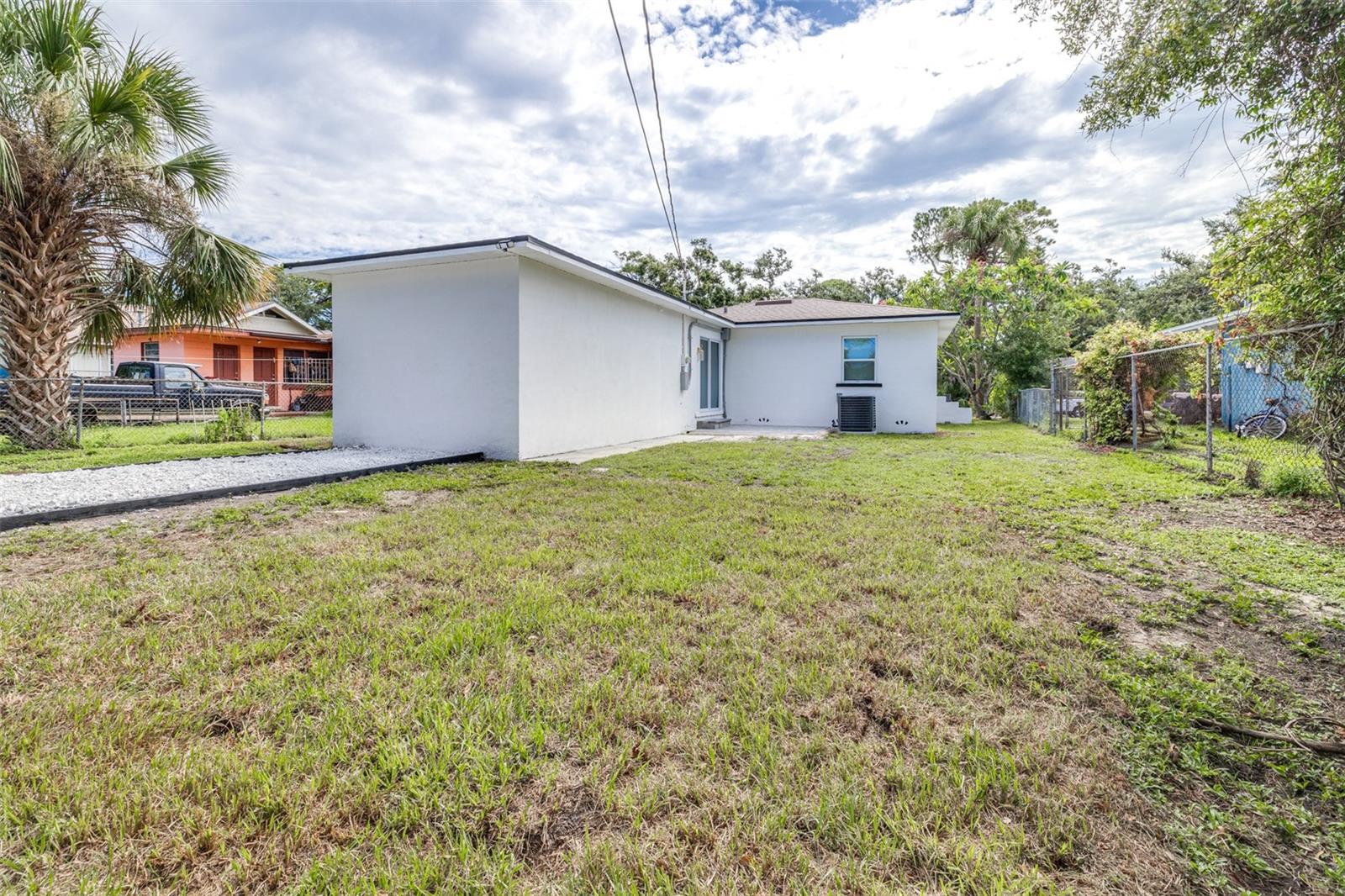 2325 HIGHLAND ST S — photo 34