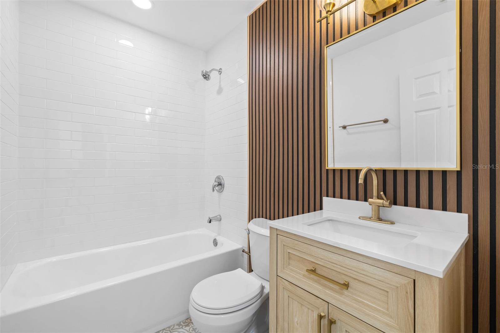 2325 HIGHLAND ST S — photo 29