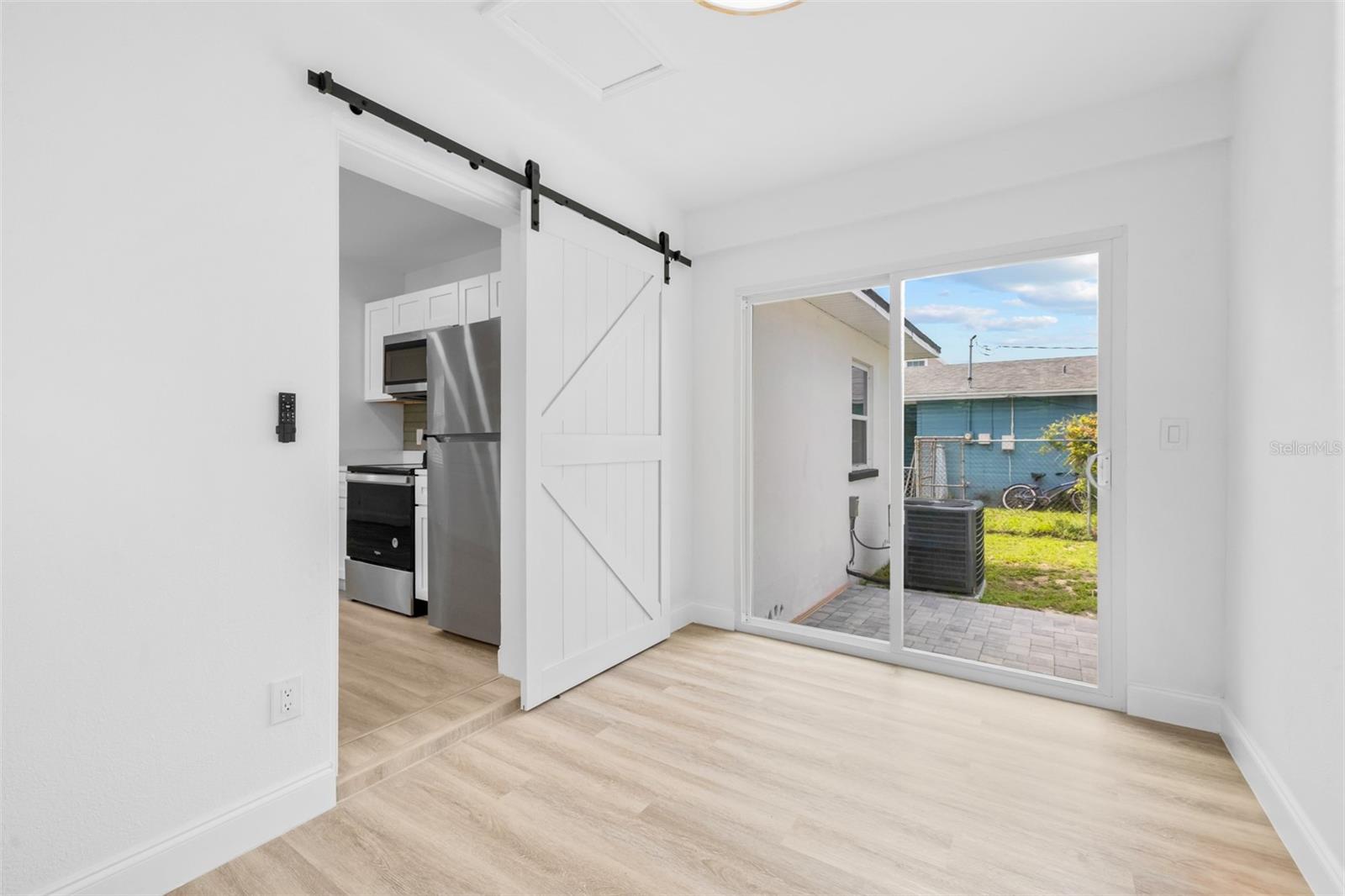 2325 HIGHLAND ST S — photo 19